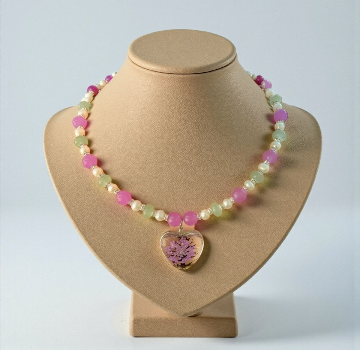 Other Pearl, Jade, Aventurine Handmade Beaded Necklace w Heart Size ONE SIZE - 1 Thumbnail