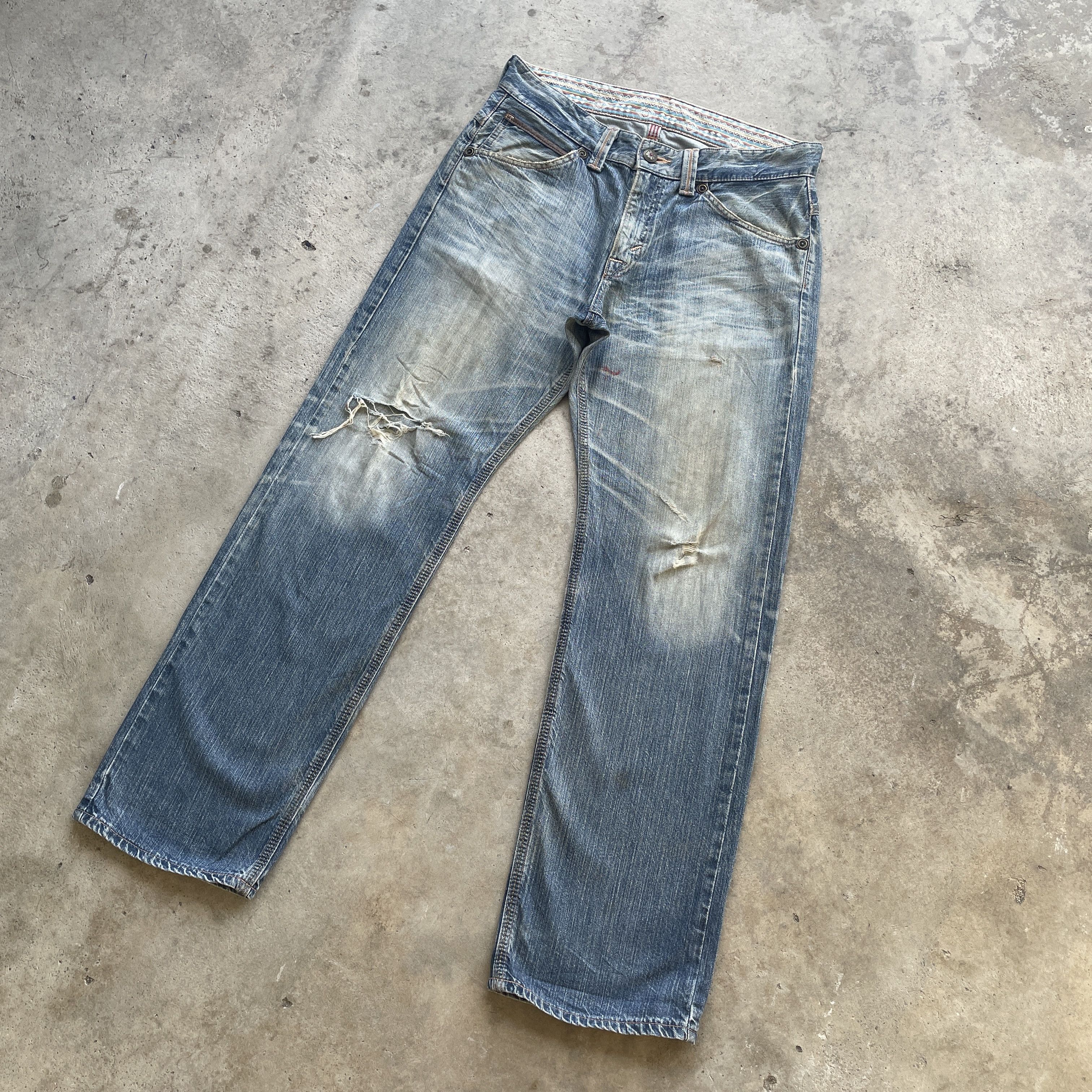 Edwin W35 Vintage Edwin Denim Distressed Faded Rusty Jeans Pants Size US 35 - 1 Thumbnail