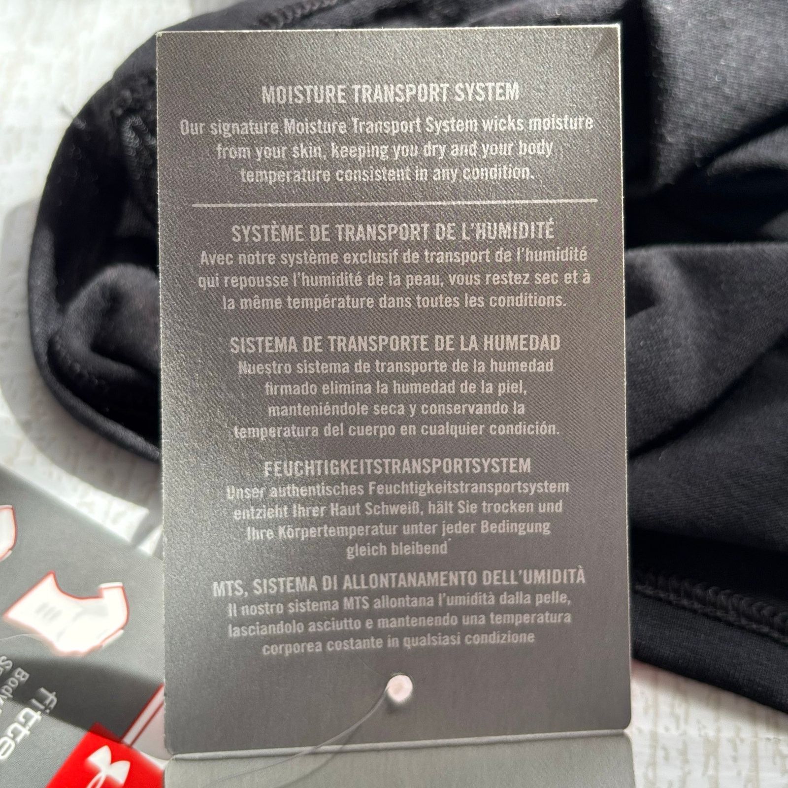 Under Armour Under Armour Tech HeatGear Black V-Neck T-Shirt Large NWT Size L / US 10 / IT 46 - 10 Thumbnail