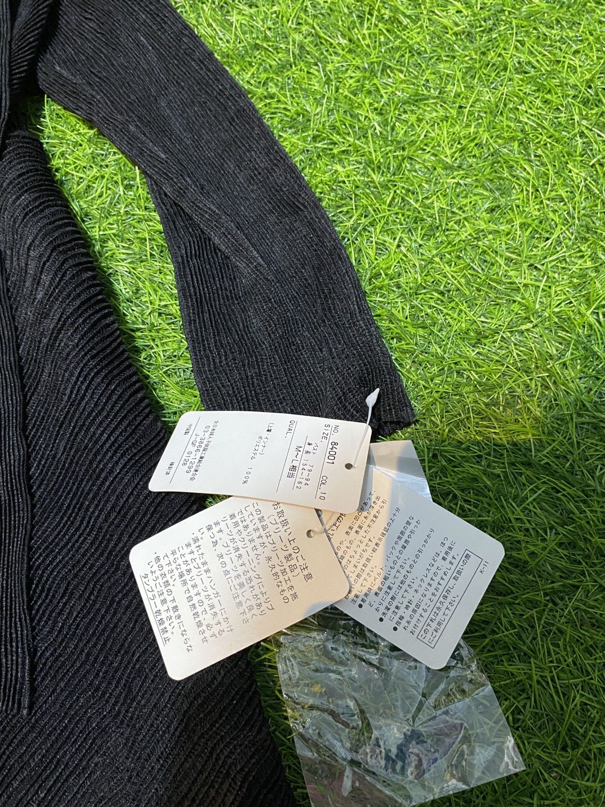 Japanese Brand × Pleats Please Issey Miyake × Yasuyuki Ishii CLOAKS CRESCENT INSPRIED PLEATS PLEASE STYLE 🖤 Size US M / EU 48-50 / 2 - 12 Thumbnail