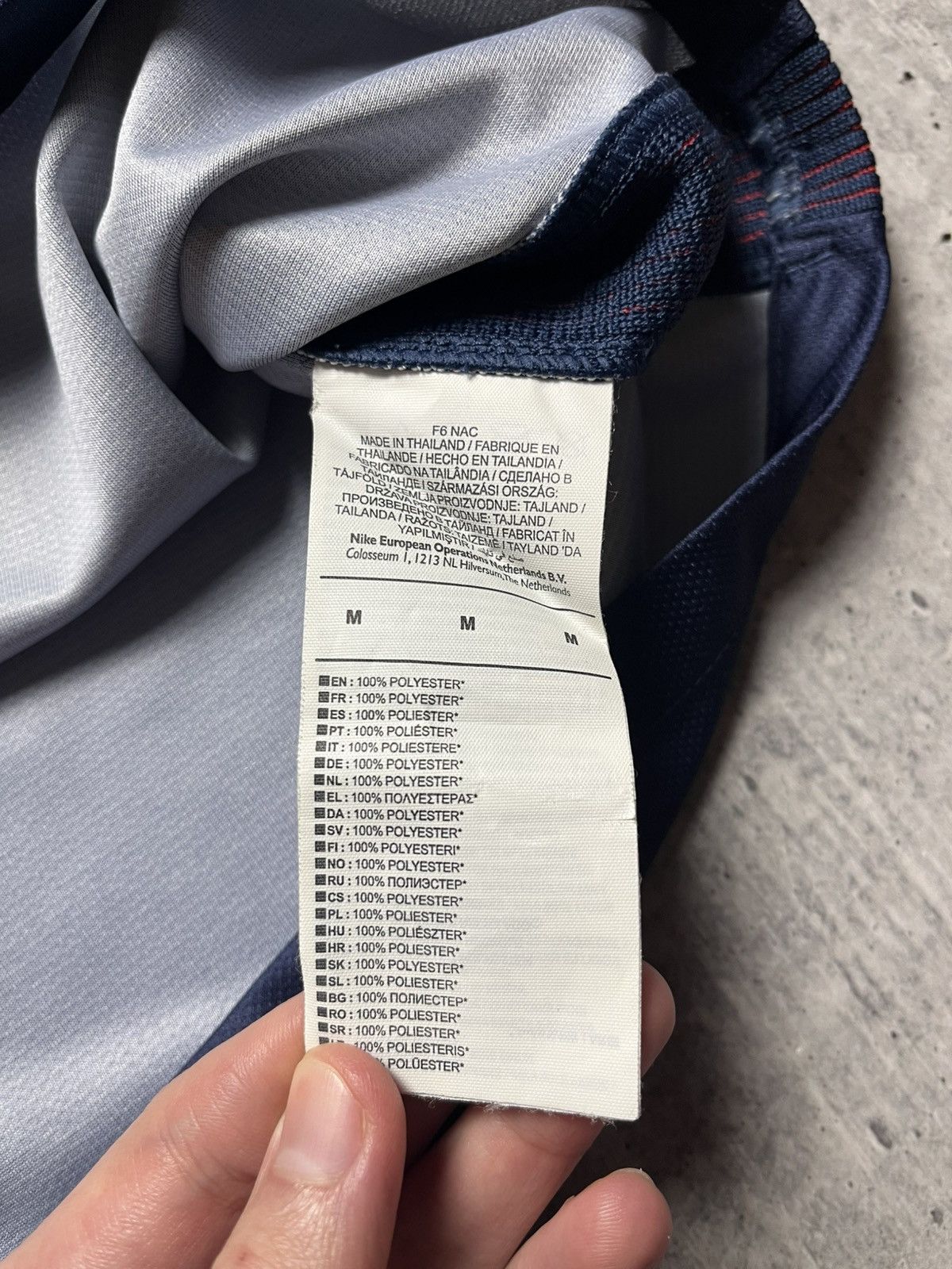Nike PARIS SAINT GERMAIN 2016 2017 HOME FOOTBALL NIKE 776929-410 Size US M / EU 48-50 / 2 - 9 Thumbnail