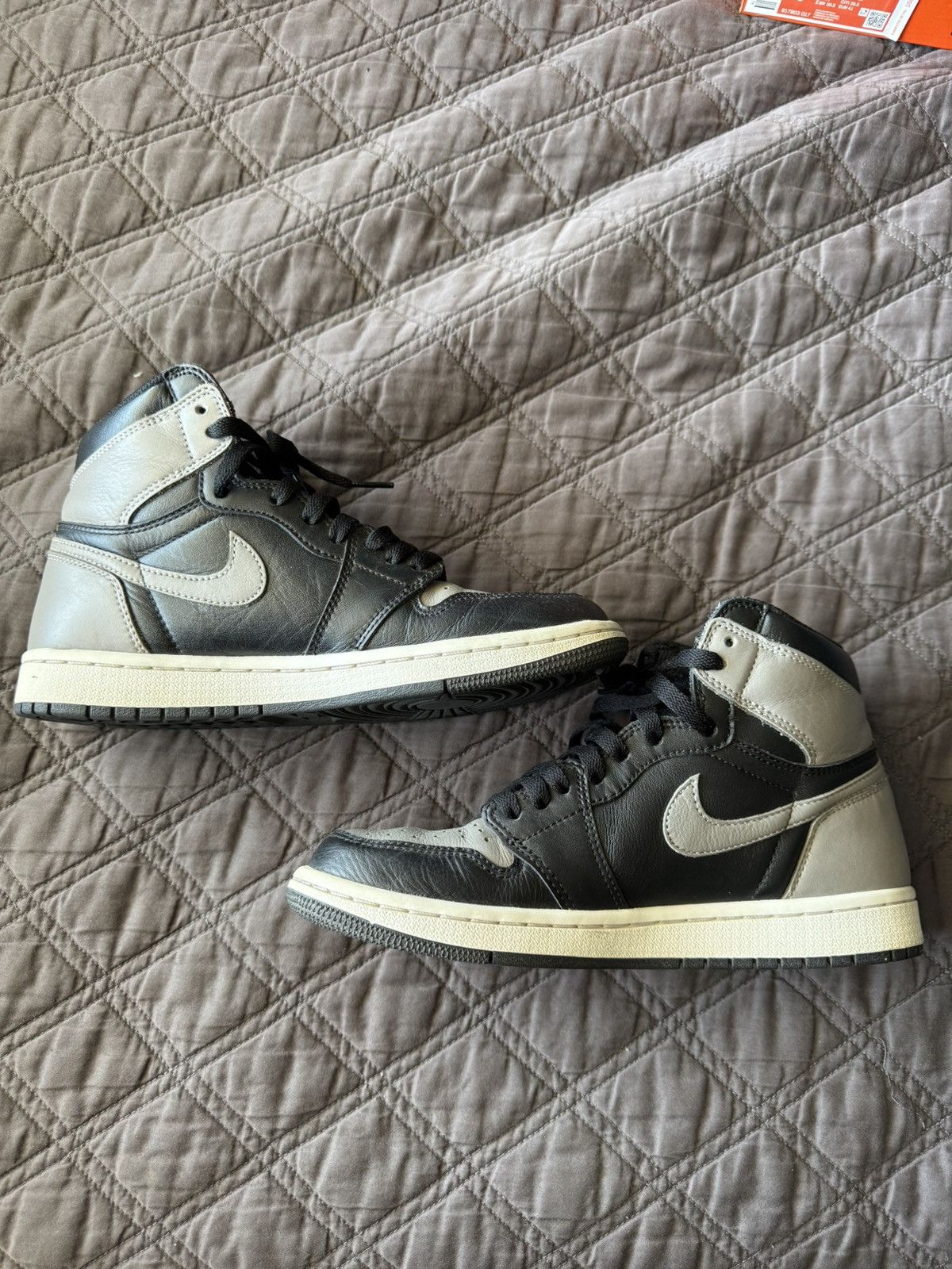 Jordan Brand Nike Air Jordan 1 Shadow Size US 7.5 / EU 40-41 - 2 Thumbnail