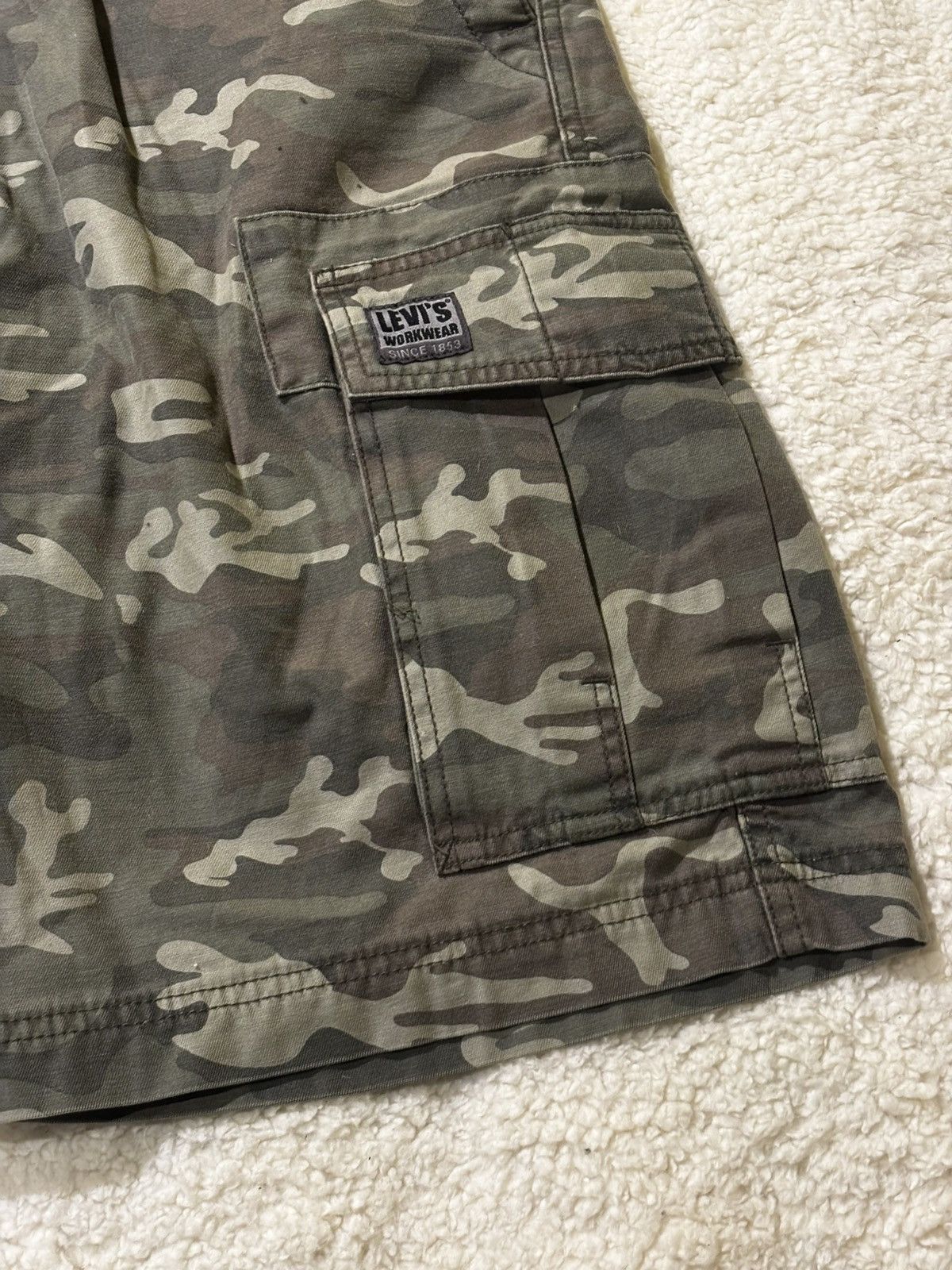 Levi's Levi’s military cargo shorts0606 Size US 34 / EU 50 - 3 Thumbnail