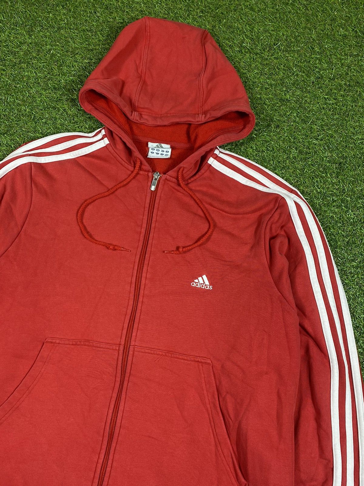 Adidas Vintage Y2K Adidas zip up hoodie Sun faded streetwear size L Size US L / EU 52-54 / 3 - 1 Thumbnail