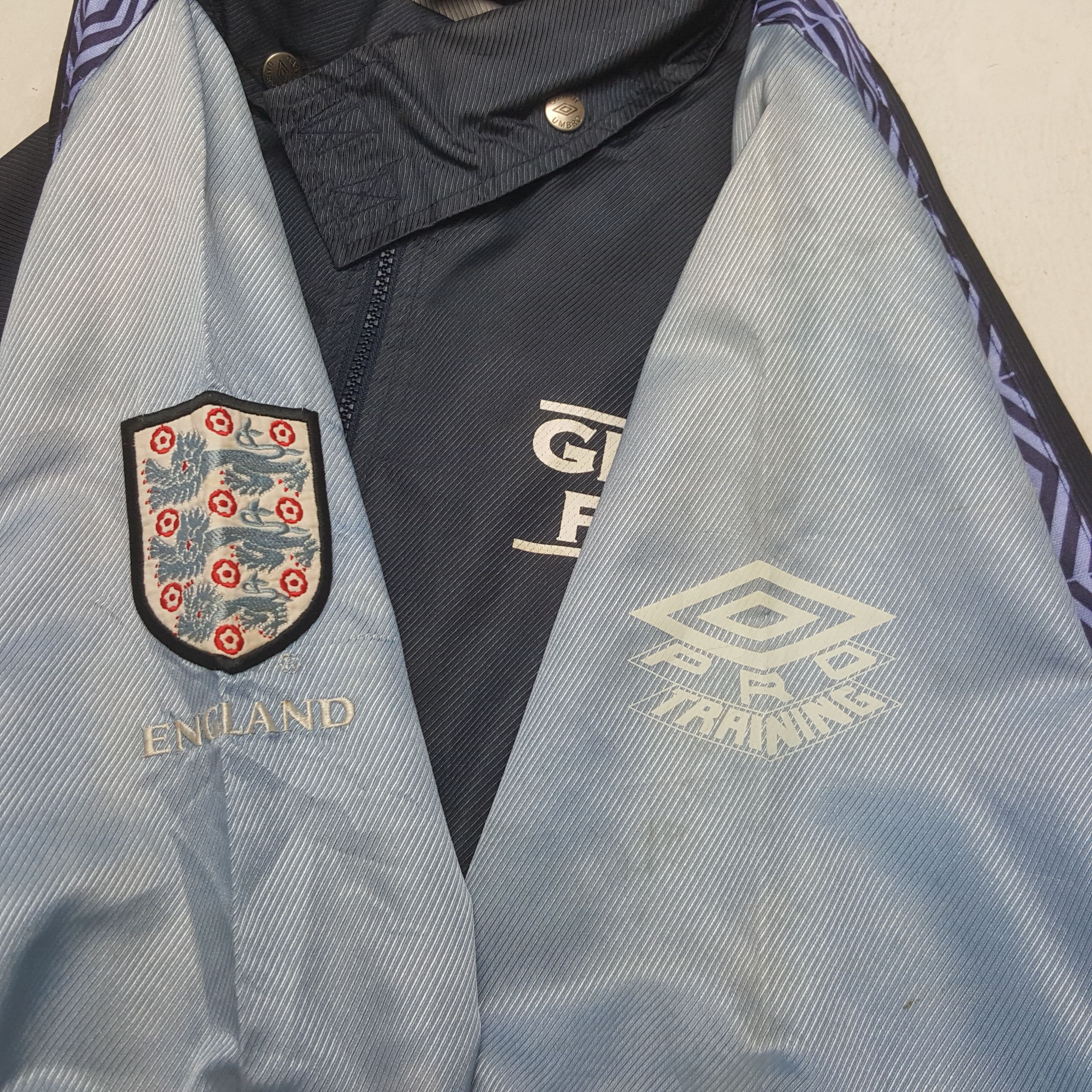 Umbro Vintage Umbro Green Flag England FC Windbreaker Sport Jacket Size US L / EU 52-54 / 3 - 8 Thumbnail