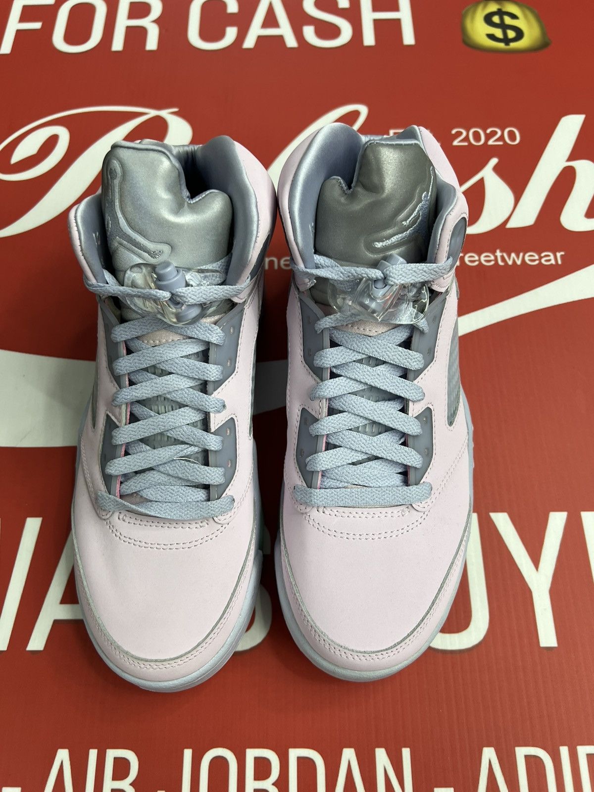 Jordan Brand Air Jordan Easter Size 7M Size US 7 / EU 40 - 4 Thumbnail