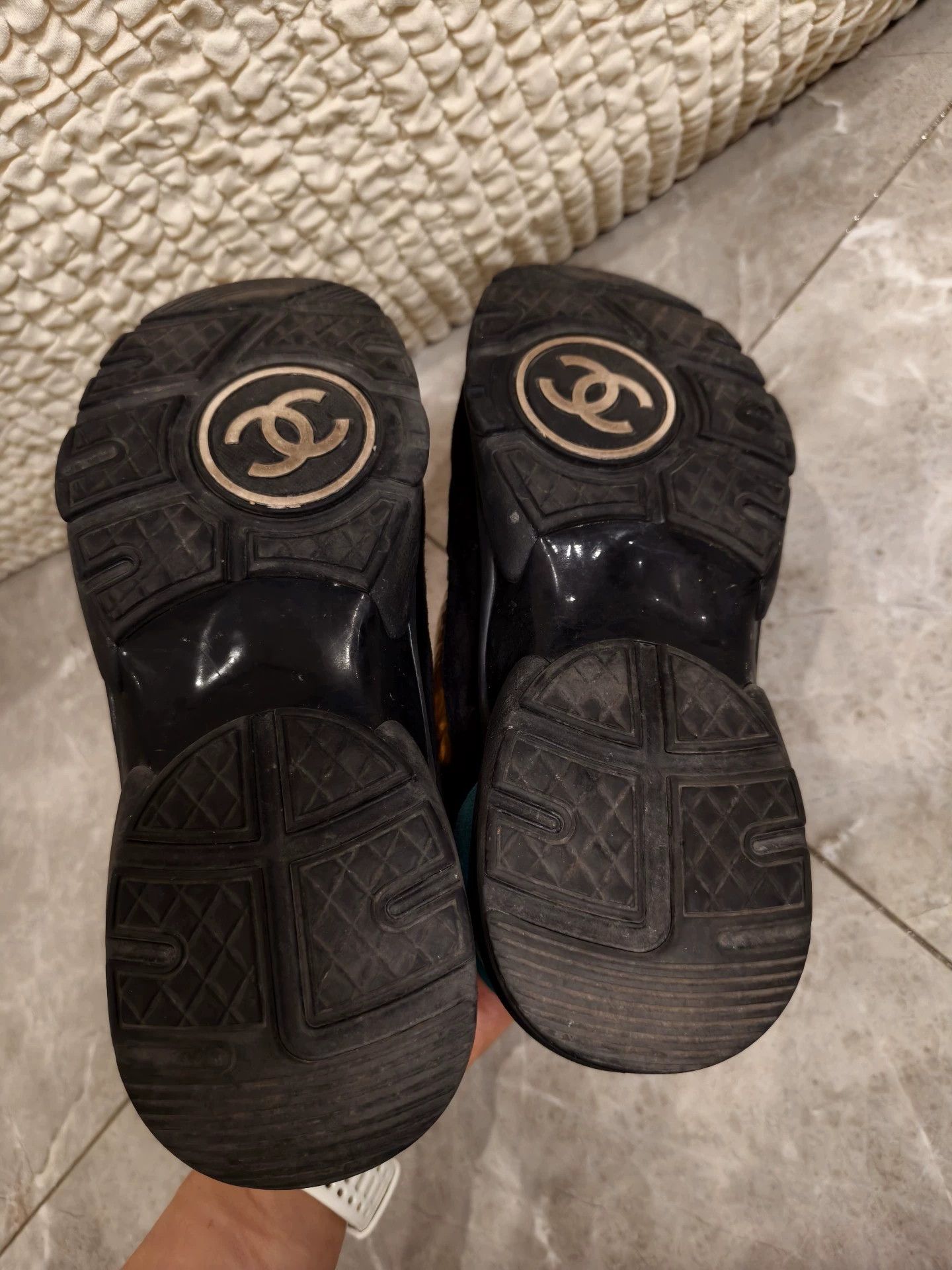 Chanel Chanel CC Logo Black Gold Sneakers Size 36.5 (Fits 37) Auth Size US 6.5 / IT 36.5 - 8 Thumbnail
