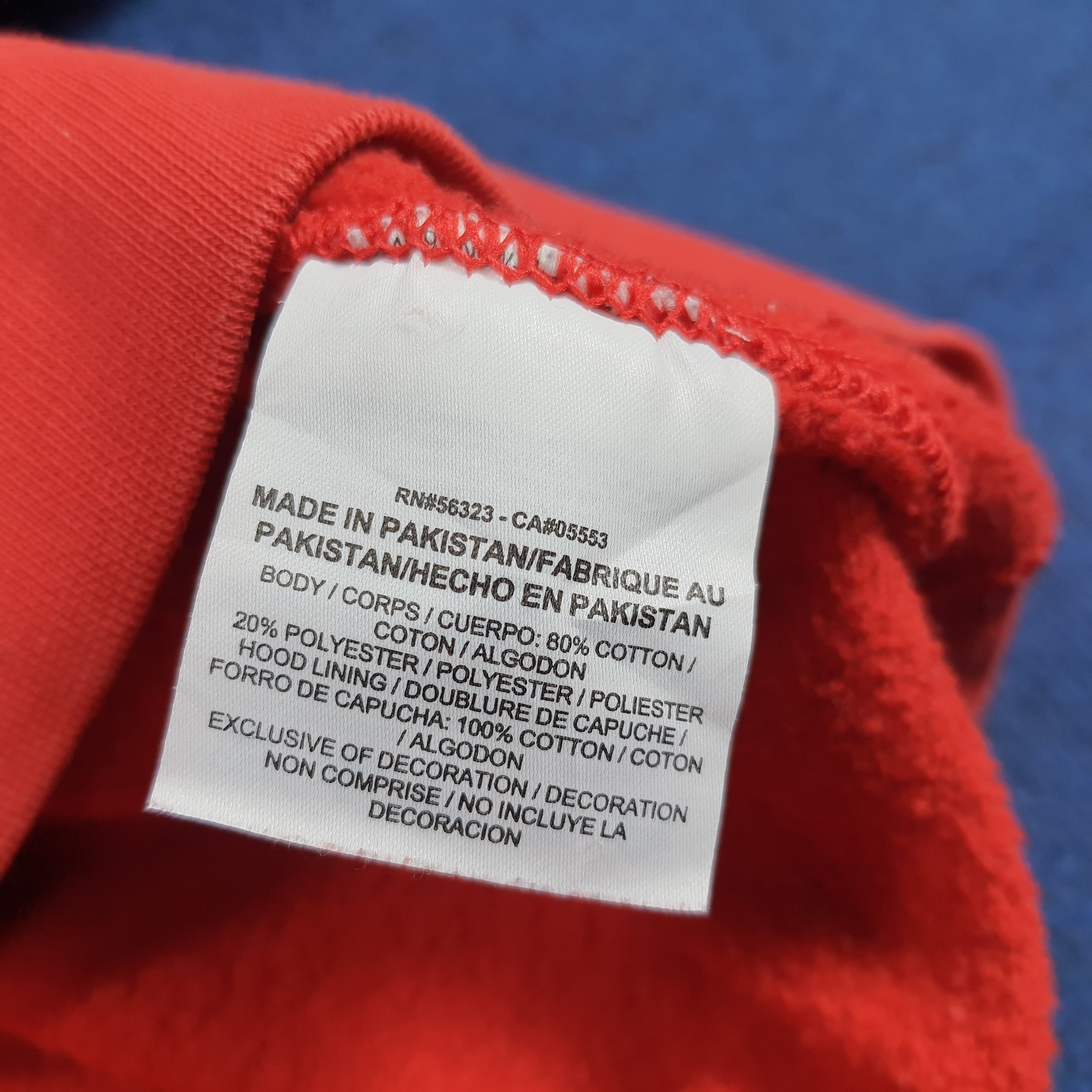 Nike Vintage Nike Embroidered Swoosh Hoodie C281N16 Size US L / EU 52-54 / 3 - 5 Thumbnail