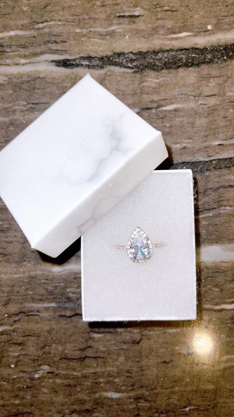 Other Pear Engagement Wedding Ring with Halo Size ONE SIZE - 2 Thumbnail