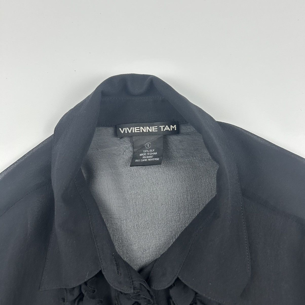 Vivienne Tam Vivienne Tam Silk Ruffle Shirt Size M / US 6-8 / IT 42-44 - 3 Thumbnail