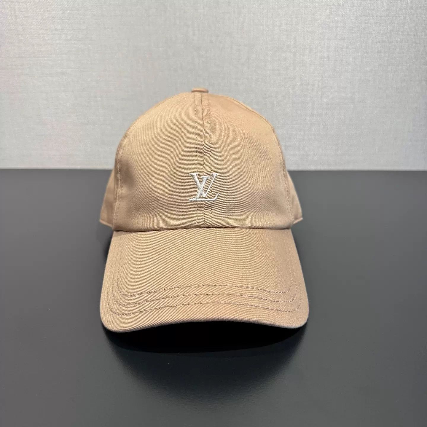 Louis Vuitton Louis Vuitton Khaki Knit Logo Cap New One Size Size ONE SIZE - 1 Thumbnail
