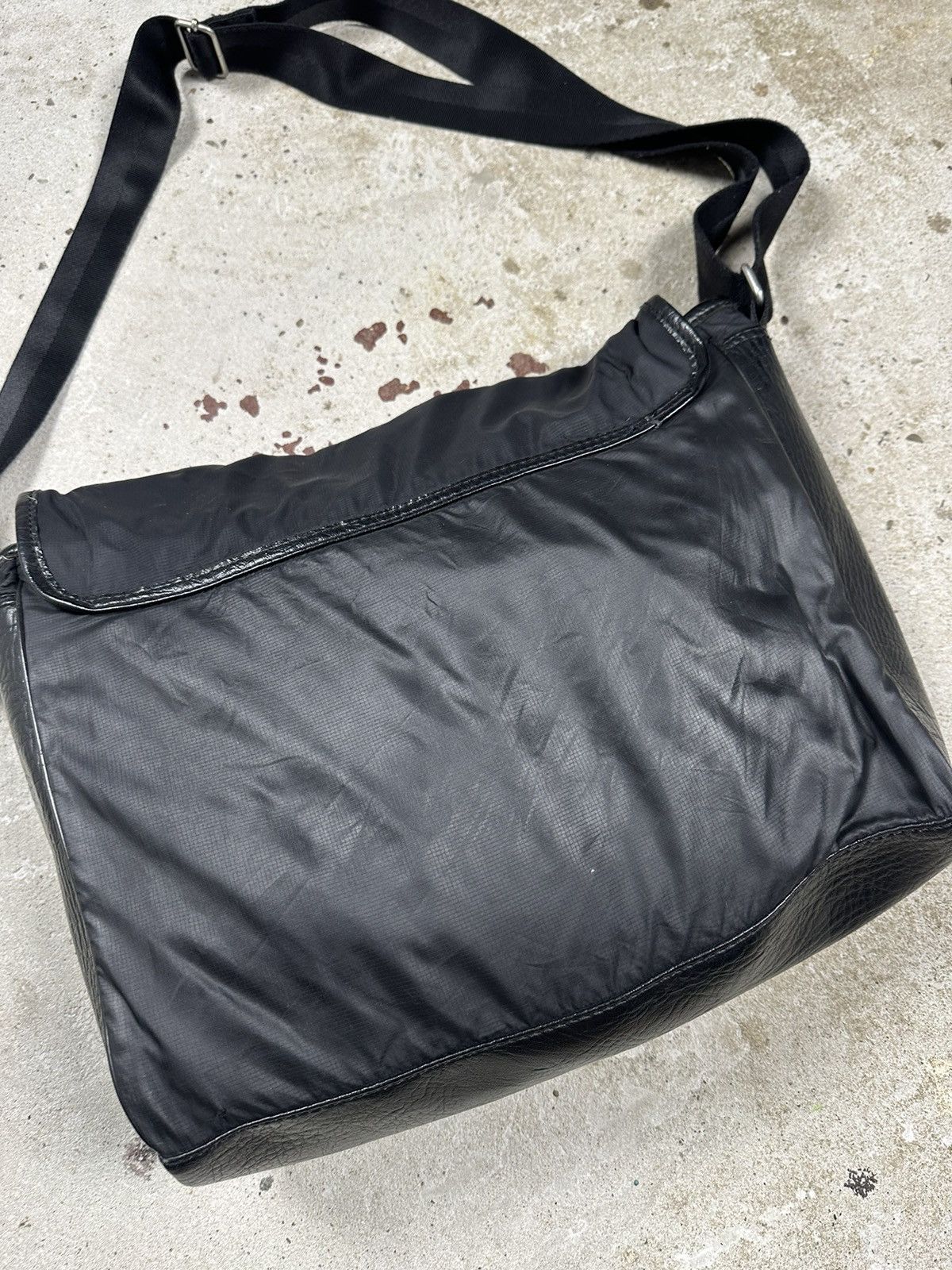 Diesel Vintage Y2K Diesel Black Shoulder Messenger Bag Size ONE SIZE - 9 Thumbnail