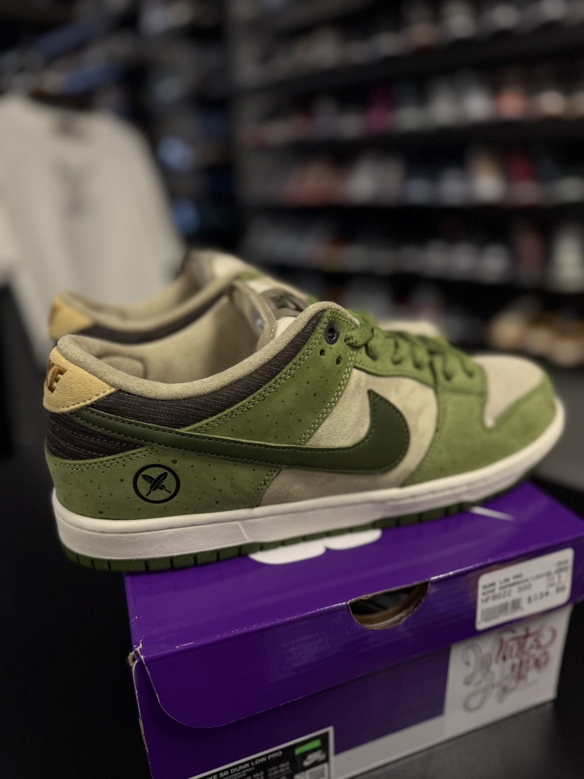 Nike Nike Dunk Low Yuto Horigome Matcha Size 11.5 (NEW) Size US 11.5 / EU 44-45 - 2 Thumbnail