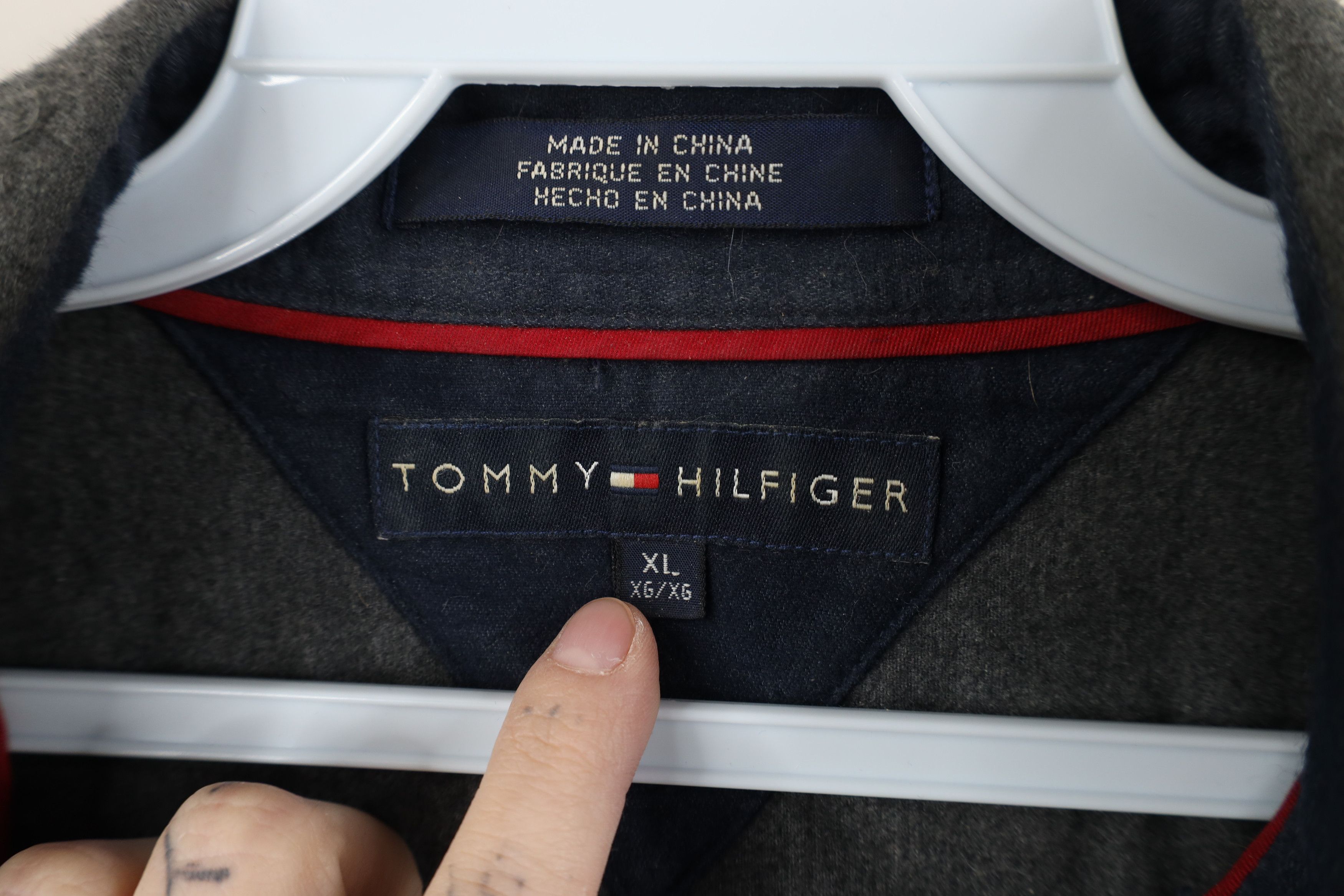 Tommy Hilfiger Vintage 90s Tommy Hilfiger Chamois Cloth Button Shirt Gray Size US XL / EU 56 / 4 - 10 Thumbnail