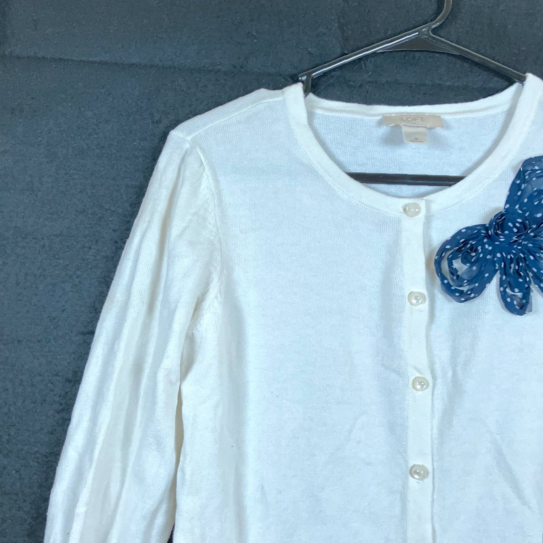Loft LOFT Ann Taylor Womens Cardigan Sweater 100% Cotton White Navy Bow Button Front S Crew Neck Knit Lightweight Regular Long Sleeve Women Size S / US 4 / IT 40 - 4 Thumbnail