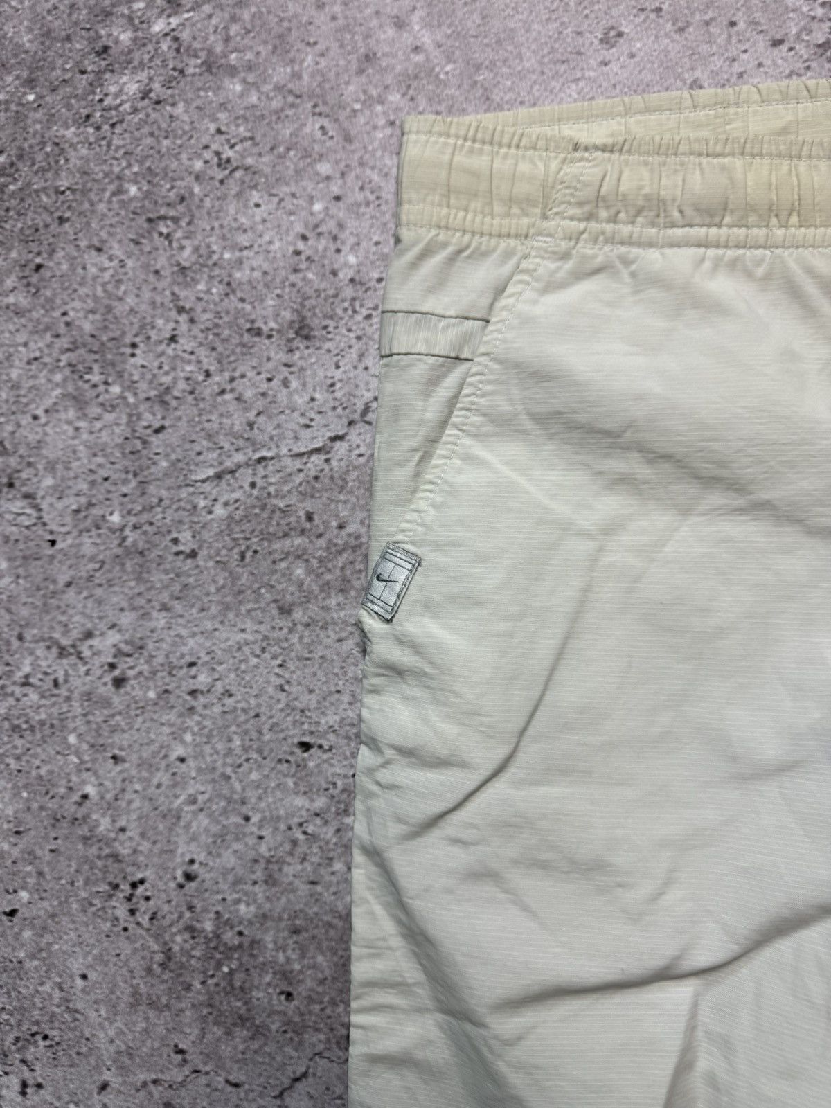 Nike × Vintage Vintage Nike Nylon Shorts 90s Y2K Size US 32 / EU 48 - 3 Thumbnail