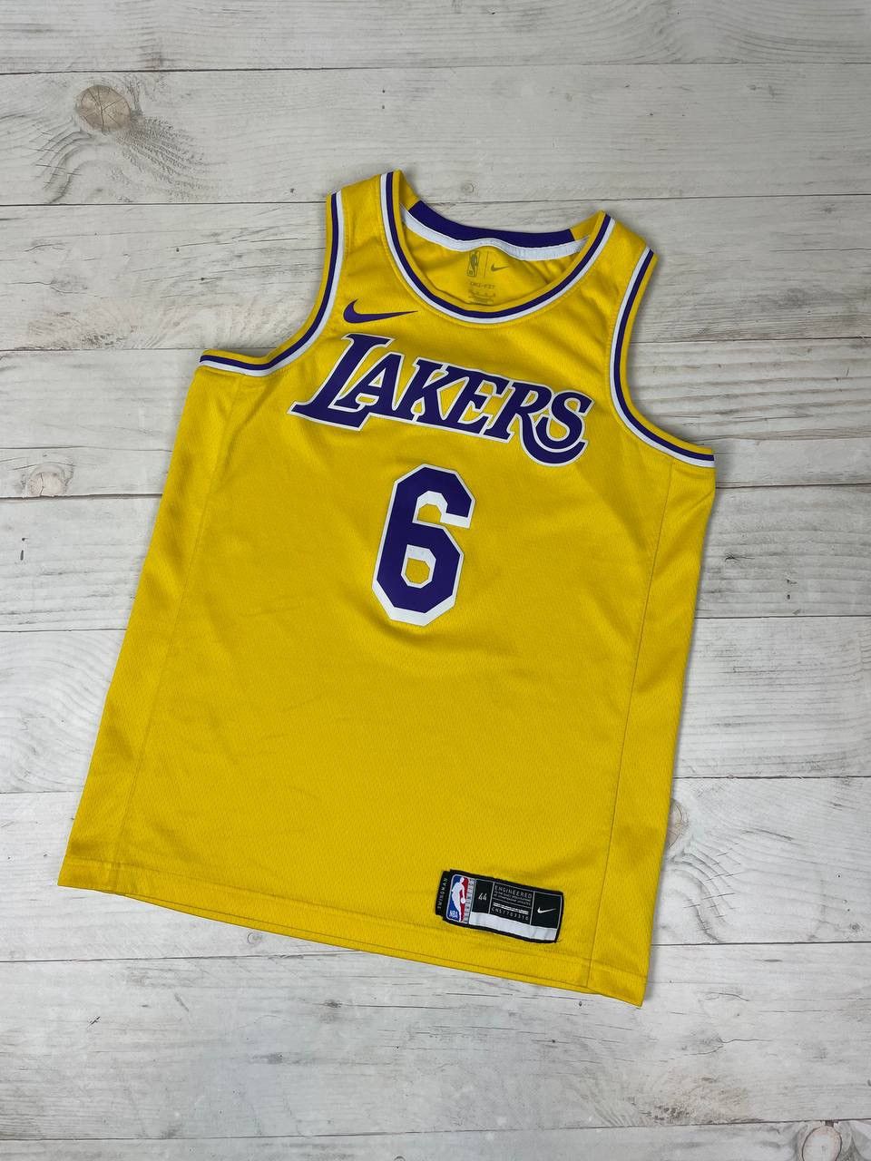 NBA Vintage Nike Lakers LeBron James #6 NBA Basketball Jersey Size US M / EU 48-50 / 2 - 1 Thumbnail