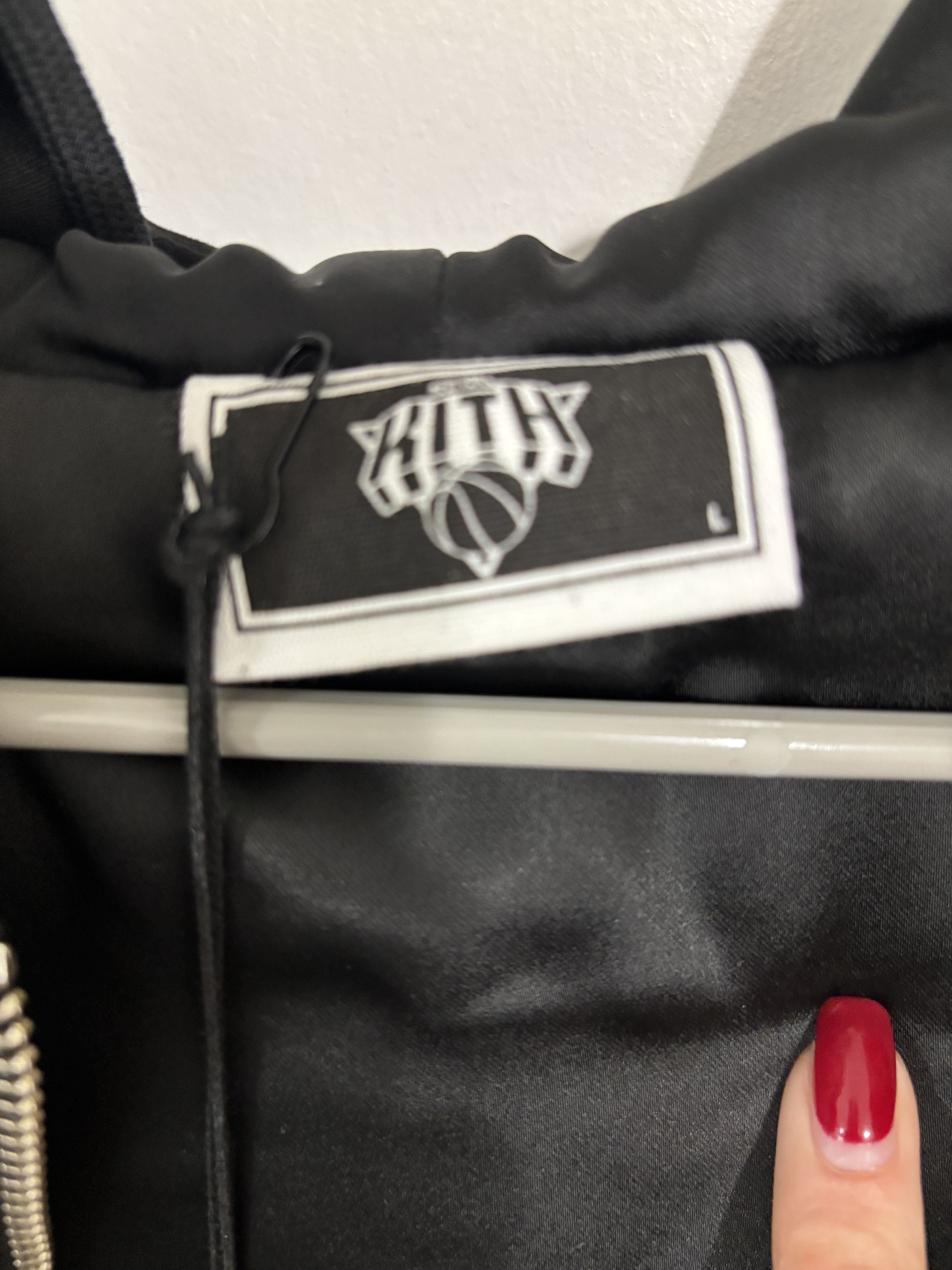 Kith × NBA Kith x Knicks Tonal Microsuede Jacket – Black – New w/ Tags Size US L / EU 52-54 / 3 - 8 Thumbnail