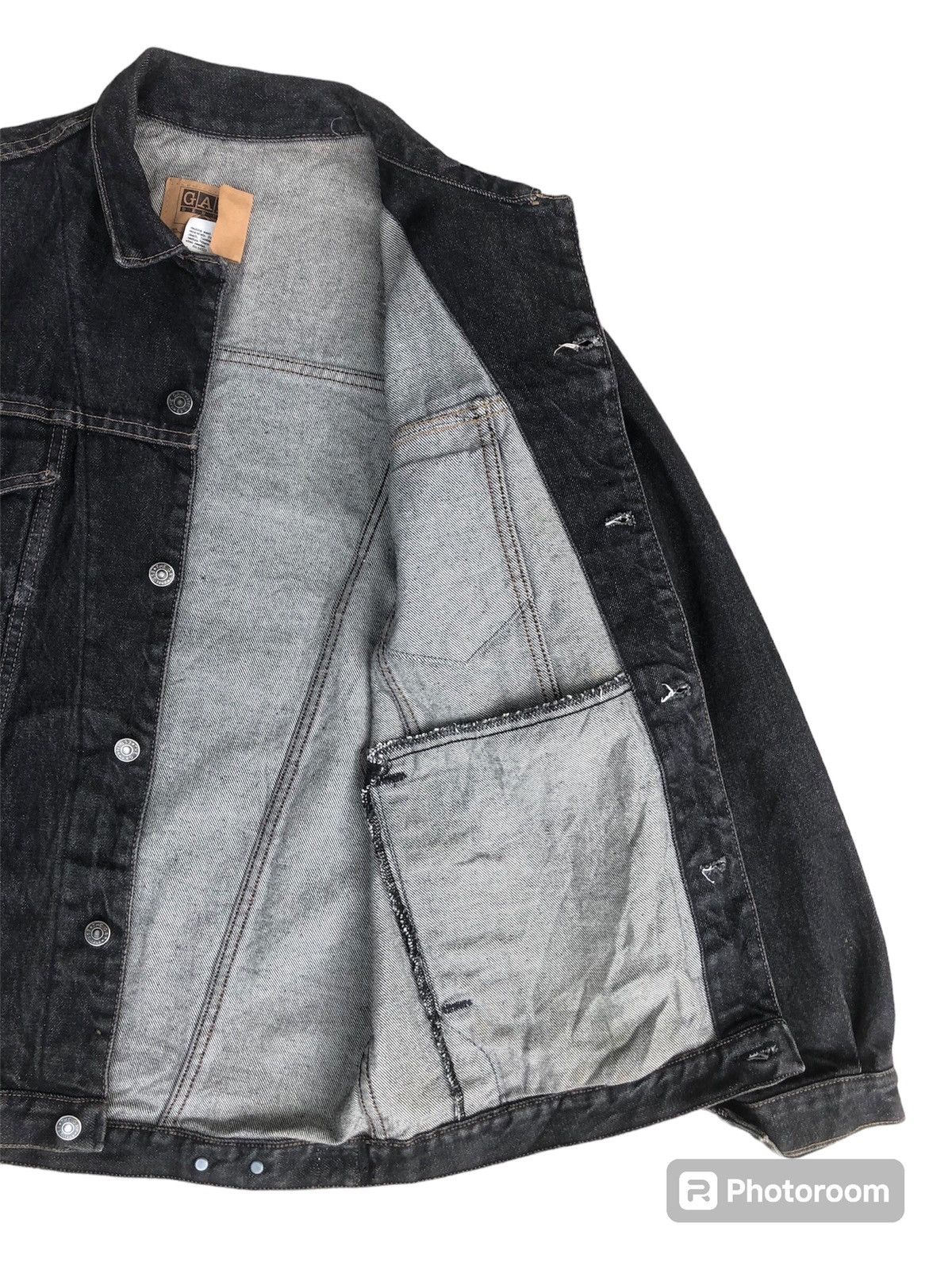 Vintage Vintage Gap Made in usa Denim Jacket Distressed Size US M / EU 48-50 / 2 - 4 Thumbnail