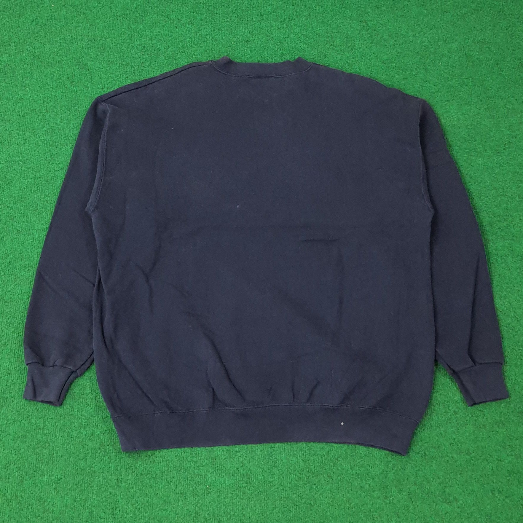 Disney Vintage Disney Tigger and Eeyore Sweatshirt C262N3 Size US XL / EU 56 / 4 - 3 Thumbnail