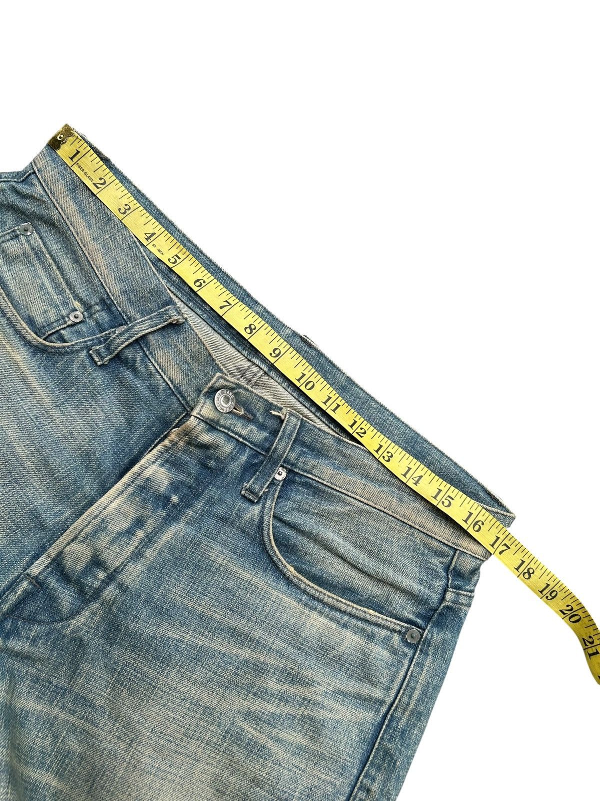 Helmut Lang HELMUT LANG NY SELVEDGE BUTTON FLY DISTRESSED DENIM JEANS Size US 34 / EU 50 - 19 Thumbnail
