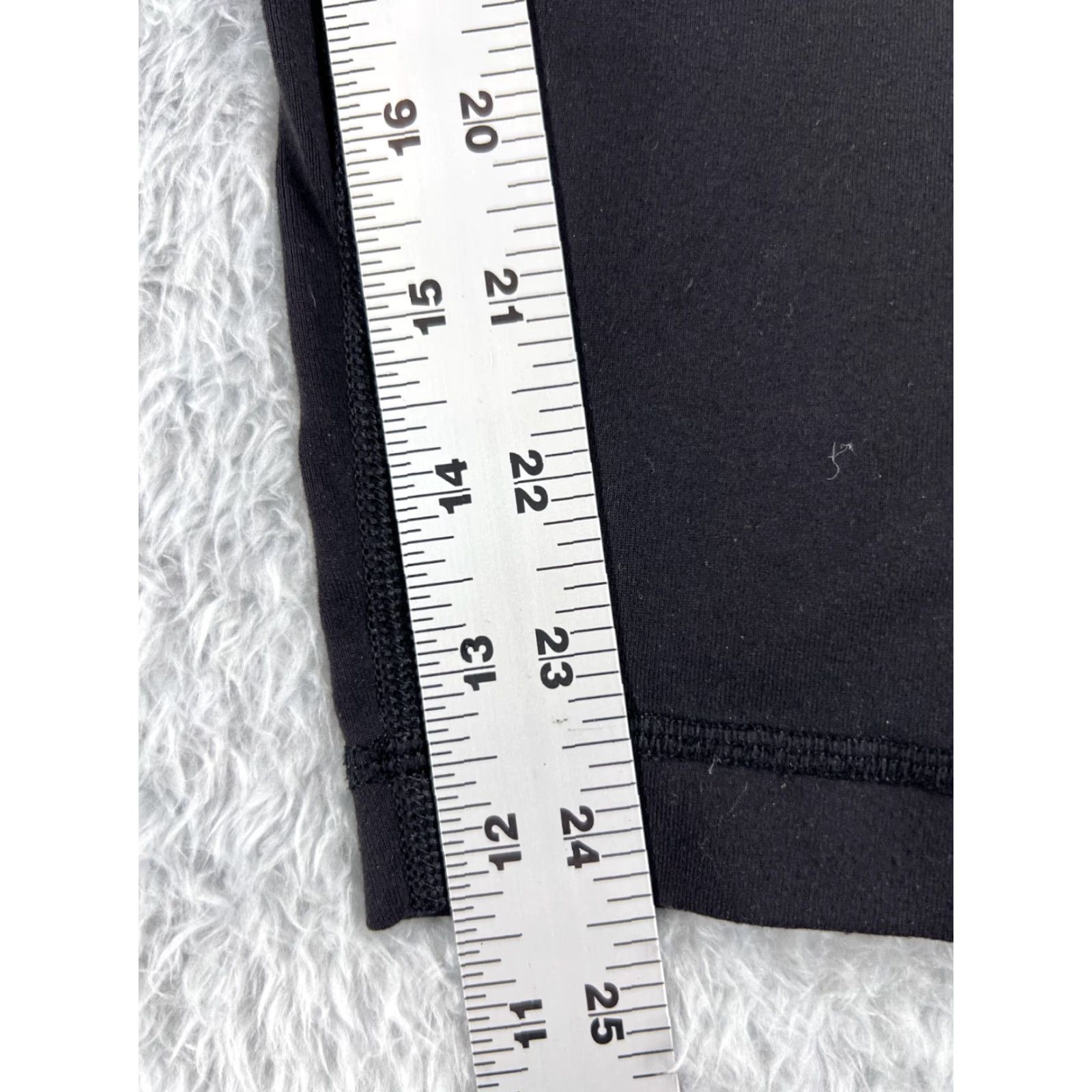 Lululemon Lululemon Wunder Under Pants Women 6 Black Cropped 25" Inseam Stretch Yoga Gym Activewear Straight Leg Size 28" / US 6 / IT 42 - 6 Thumbnail