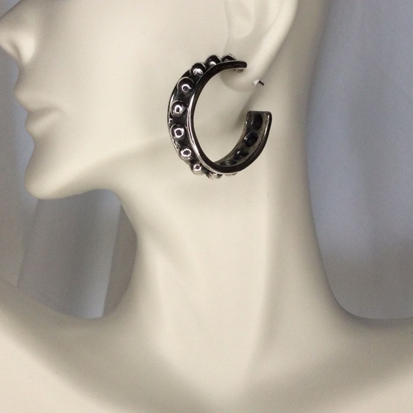 Other Silver & Black Tone Retro 1990's Stud Hoop Earrings Size ONE SIZE - 7 Thumbnail