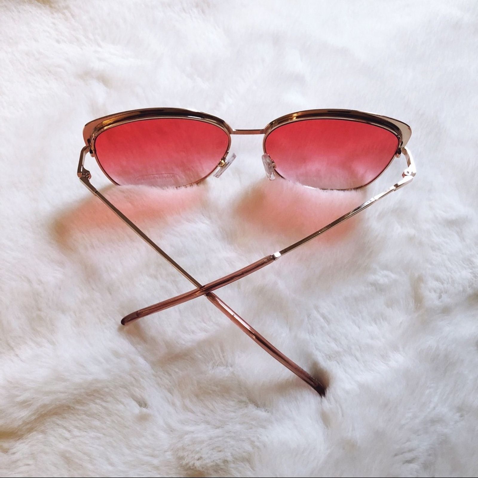 Other Robbie Pink Full Rim Retro Cat Eye Sunglasses Size ONE SIZE - 7 Thumbnail
