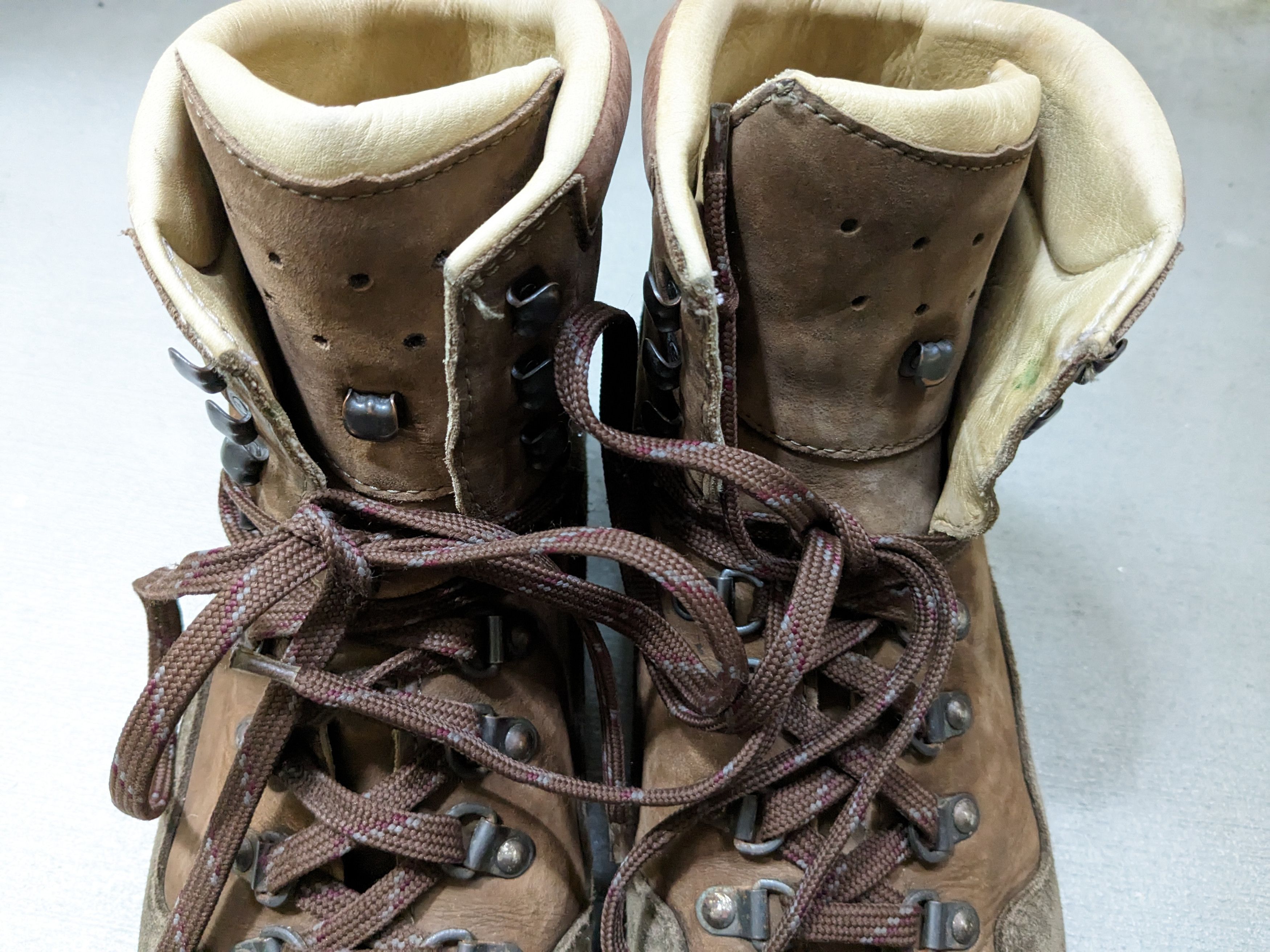 Vibram × Vintage Vintage Hiking Boots Size 12 Brown Suede Leather Lace Up Size US 12 / EU 45 - 4 Thumbnail