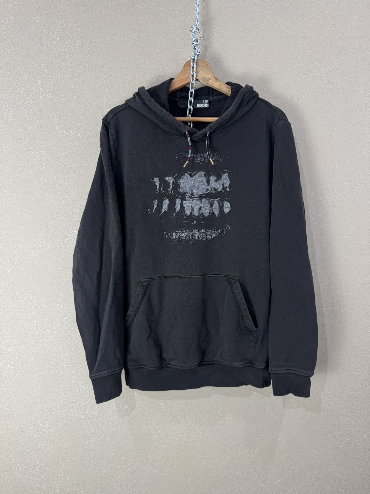 Moschino Love Moschino Sunfaded y2k hoodie teeth opium vibe Size US M / EU 48-50 / 2 - 1 Thumbnail