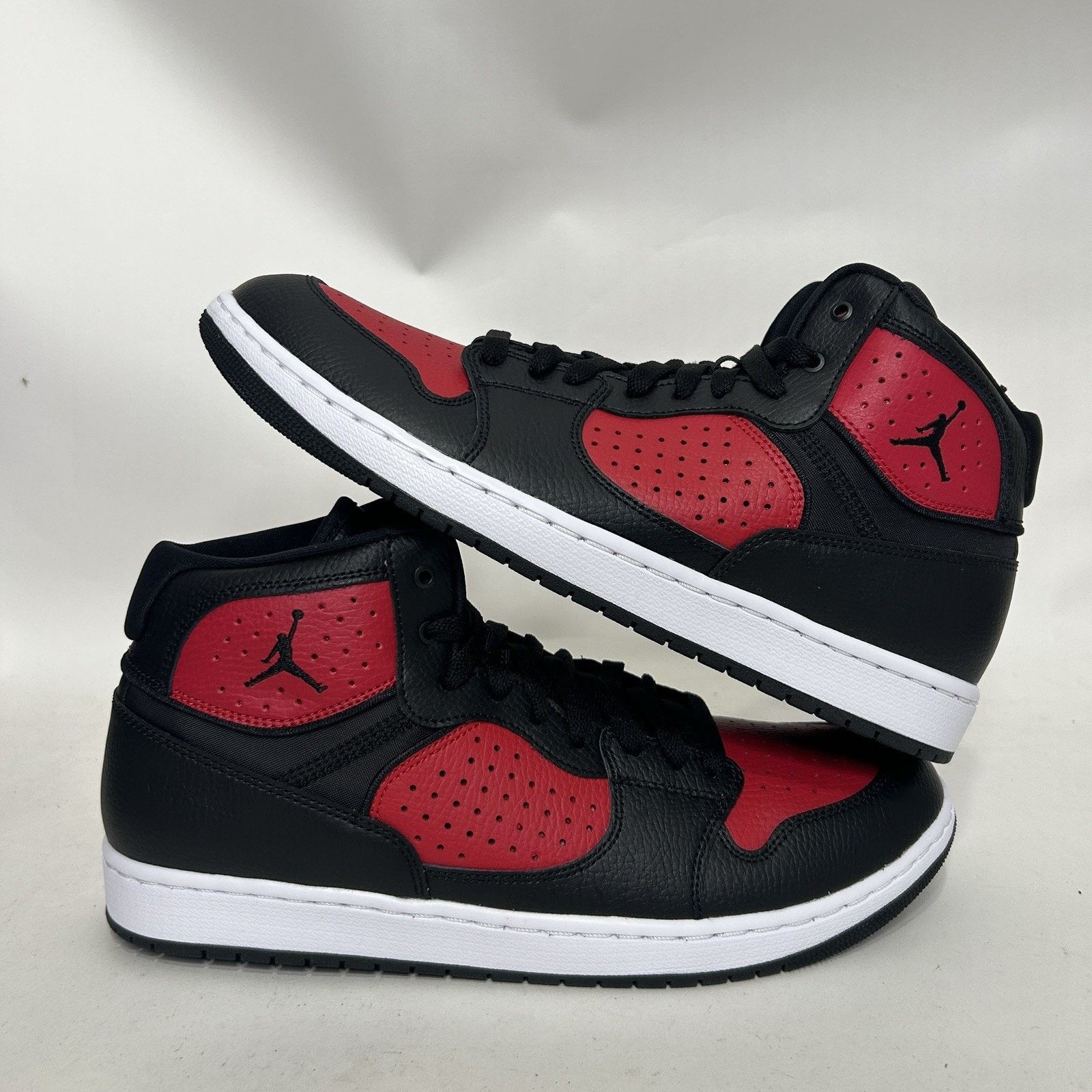 Jordan Brand Nike Air Jordan Access “Bred/Black Gym Red White” AR3762-006 Size US 11.5 / EU 44-45 - 1 Thumbnail