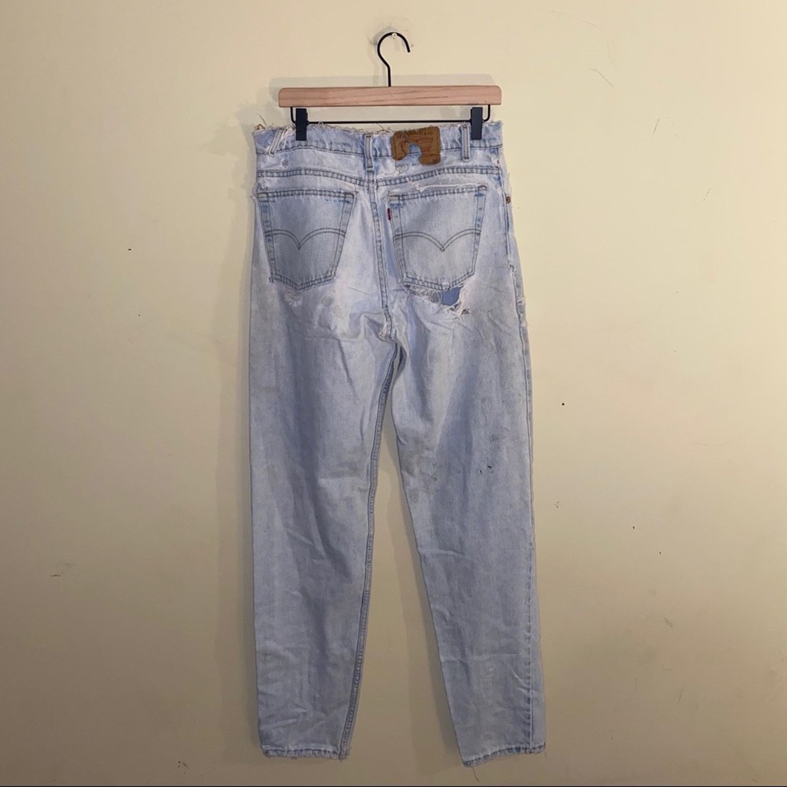 Levi's VNTG LEVIS destroyed high waisted mom jeans 33x36 grunge Size 33" - 2 Thumbnail