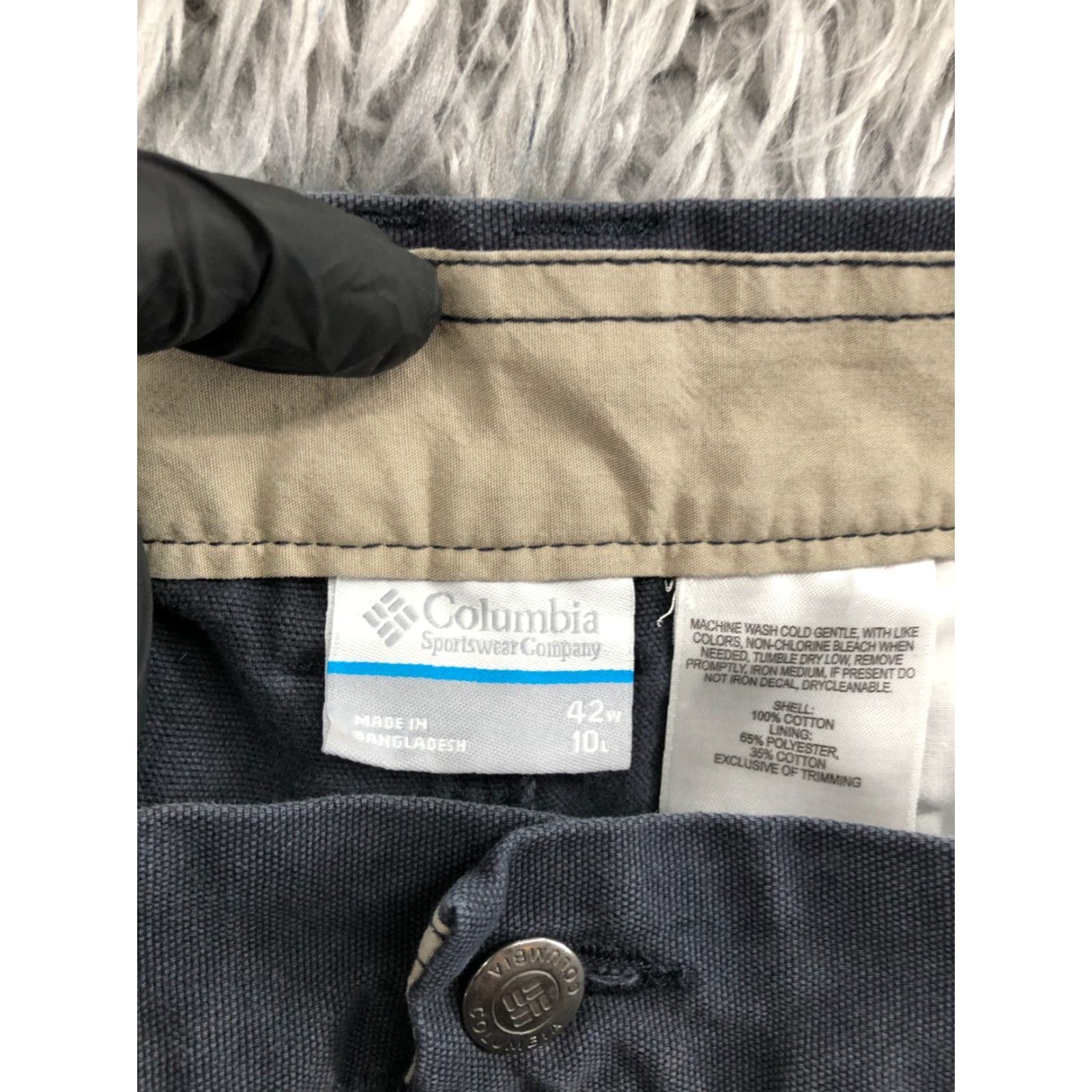 Vintage Columbia Mens Bermuda Shorts 42 Mid Rise Dark Wash Blue Zip Pocket Casual 5-Pocket Belt Loops Regular Fit Cotton Blend Size US 42 / EU 58 - 7 Thumbnail