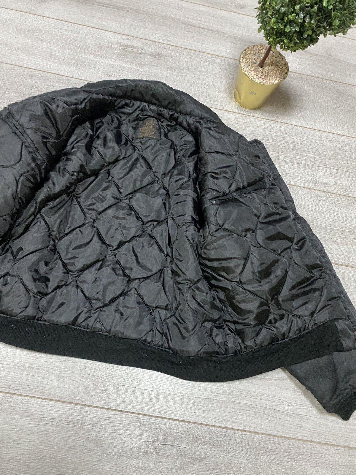 Vintage Bomber Flying man vintage zip nylon jacket Size US L / EU 52-54 / 3 - 8 Thumbnail