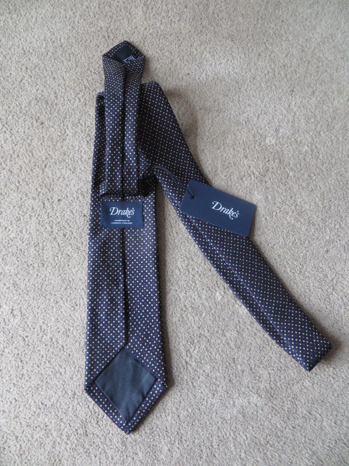 Drake's NAVY BLUE SMALL SHAPE SILK TIE Size ONE SIZE - 1 Thumbnail