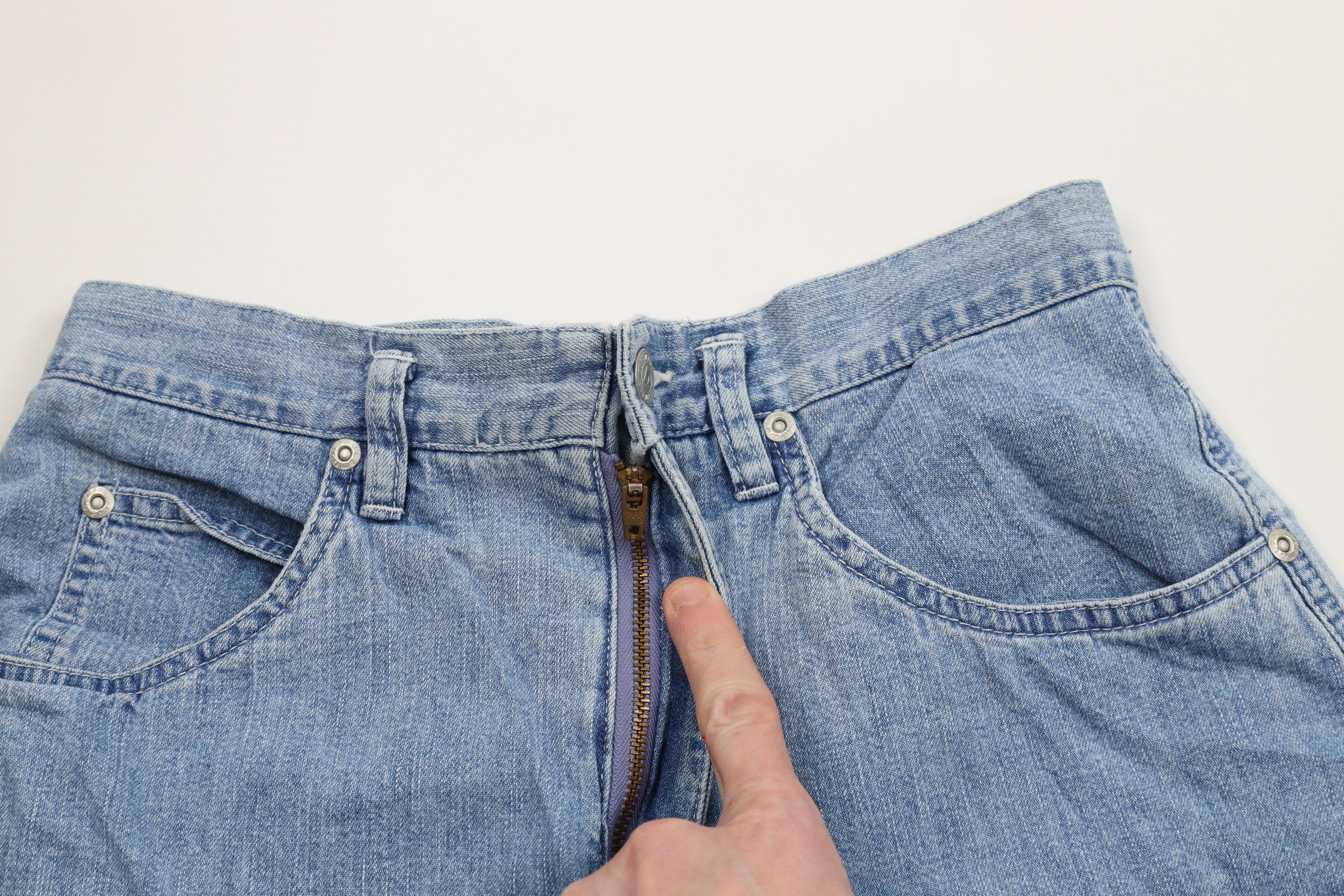 Vintage Vintage 90s Streetwear Tapered Leg Denim Jeans Pants Blue Size 30" / US 8 / IT 44 - 7 Thumbnail