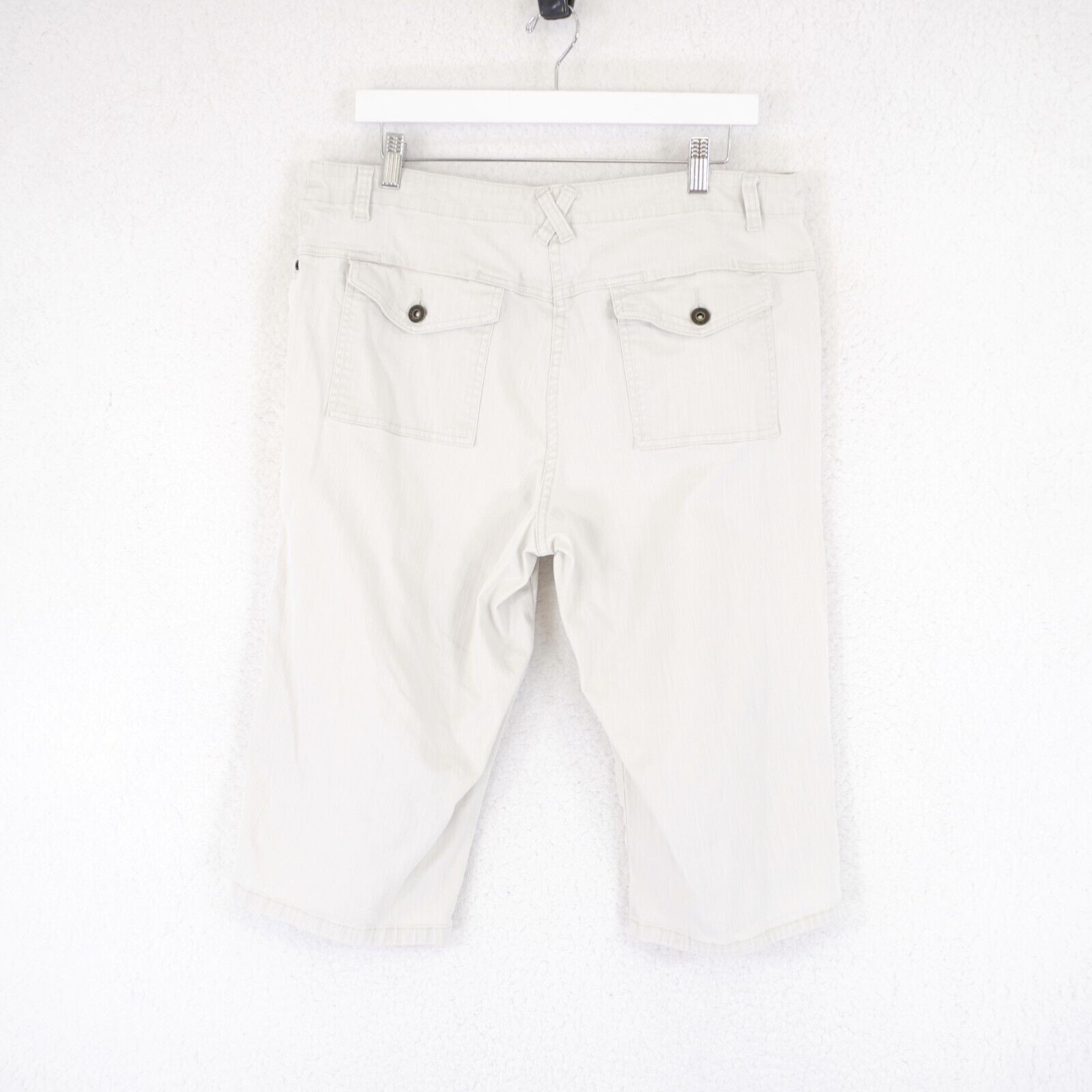 Designer Christopher & Banks White Capri Denim Jeans 16 36/26 High Ri Size 36" / US 14 / IT 50 - 7 Thumbnail
