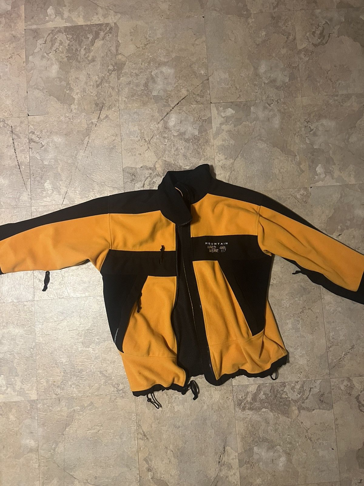 Mountain hardware windstopper
