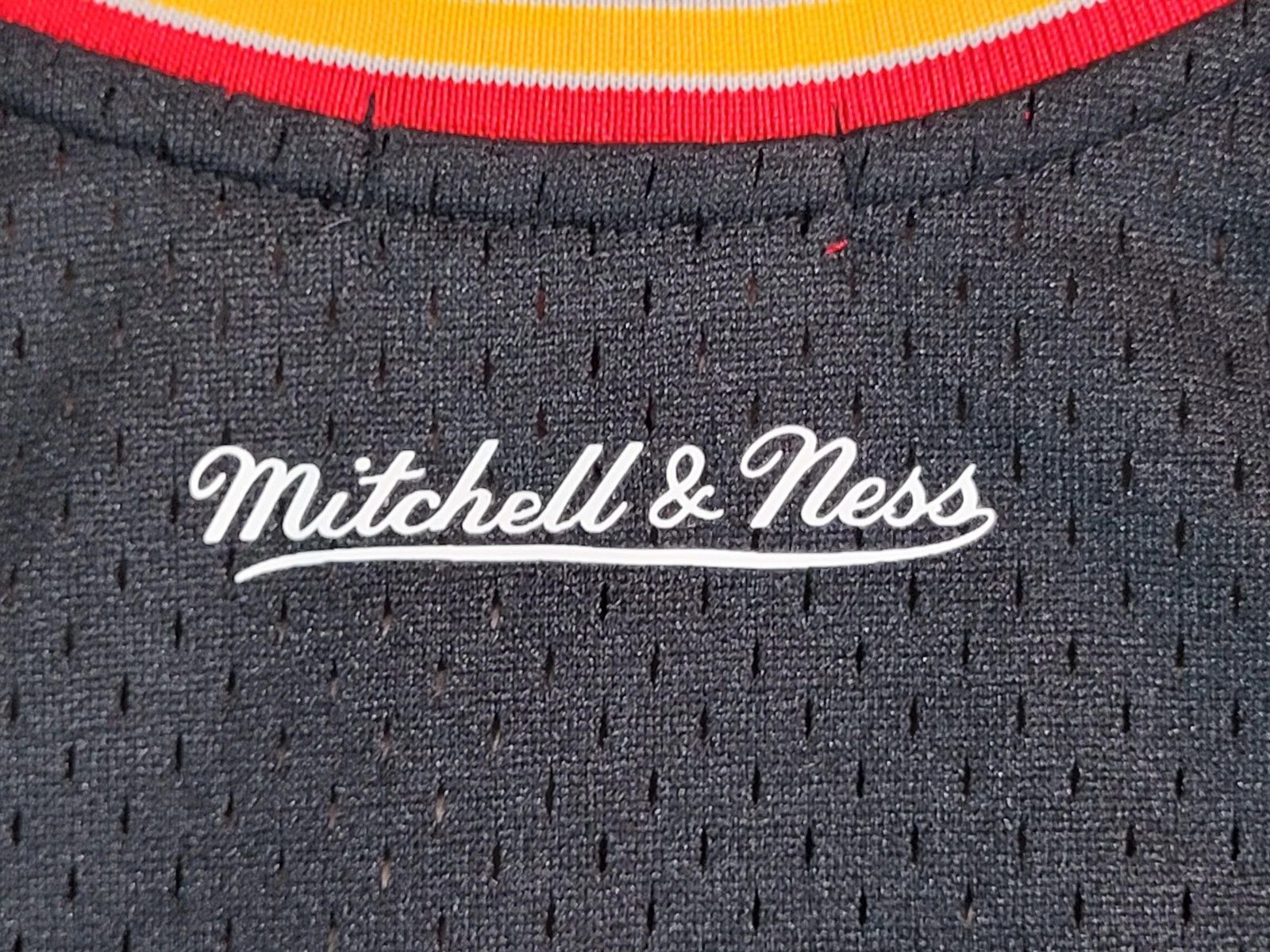 Mitchell & Ness Mitchell & Ness Atlanta Hawks Jersey Womens Crop Tank Top Size L / US 10 / IT 46 - 3 Thumbnail