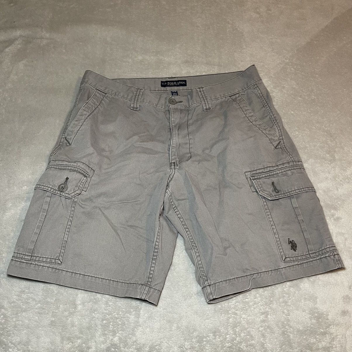 U.S. Polo Assn. US Polo Assn Mens Gray Cargo Shorts Size 36 Military Style Size US 36 / EU 52 - 3 Thumbnail