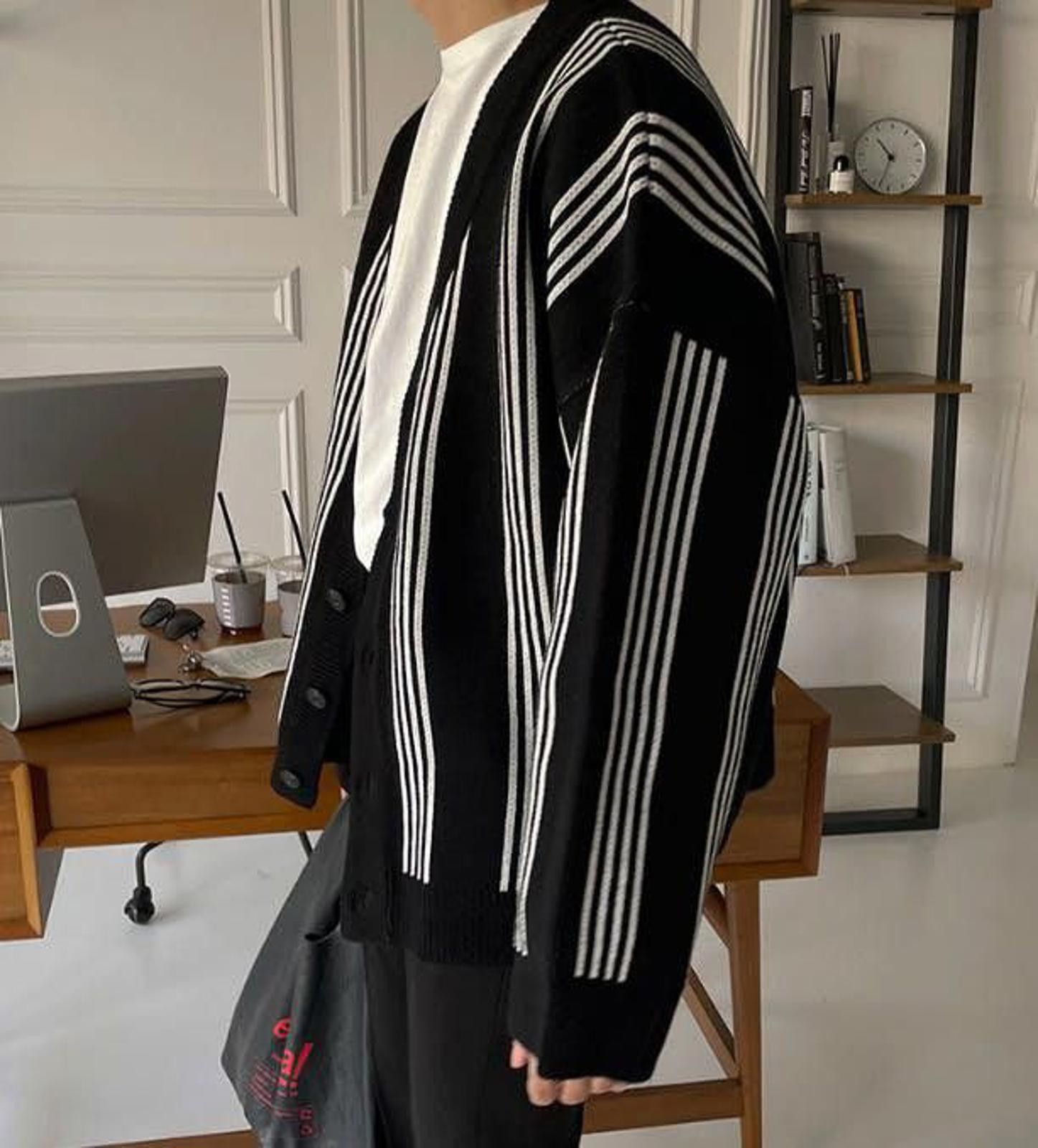 Vintage Black Striped Knit Cardigan Sweater Size US M / EU 48-50 / 2 - 3 Thumbnail