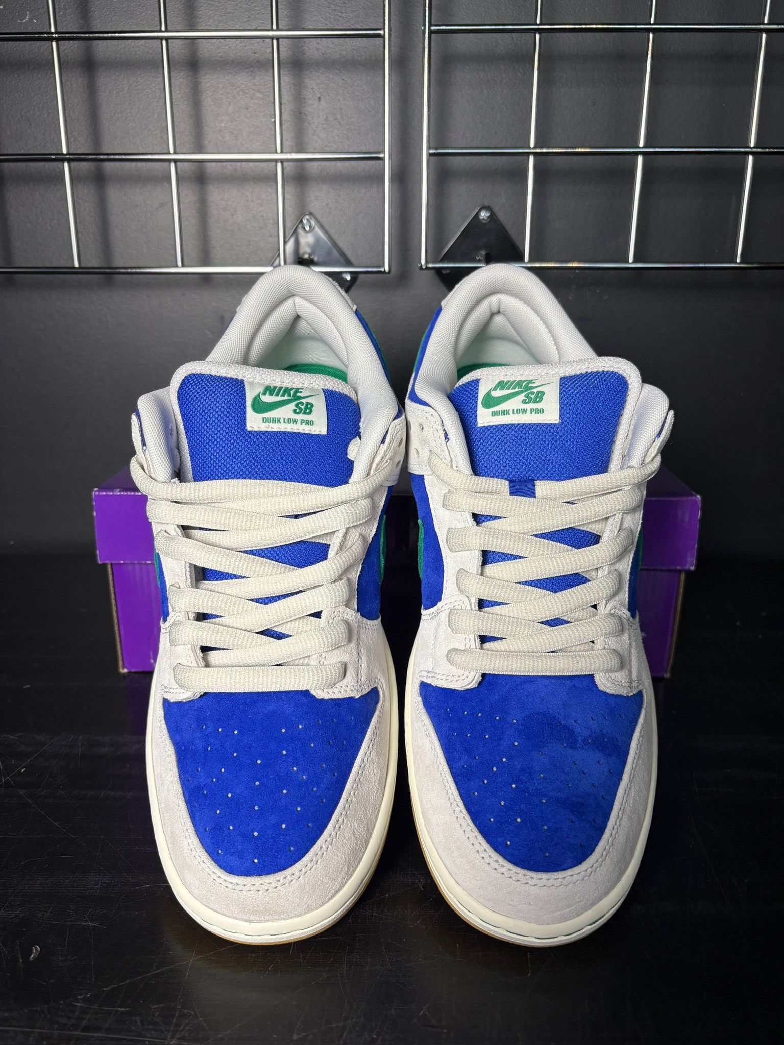Nike Nike SB Dunk Low "Hyper Royal Malachite" - Size 8.5 Size US 8.5 / EU 41-42 - 3 Thumbnail