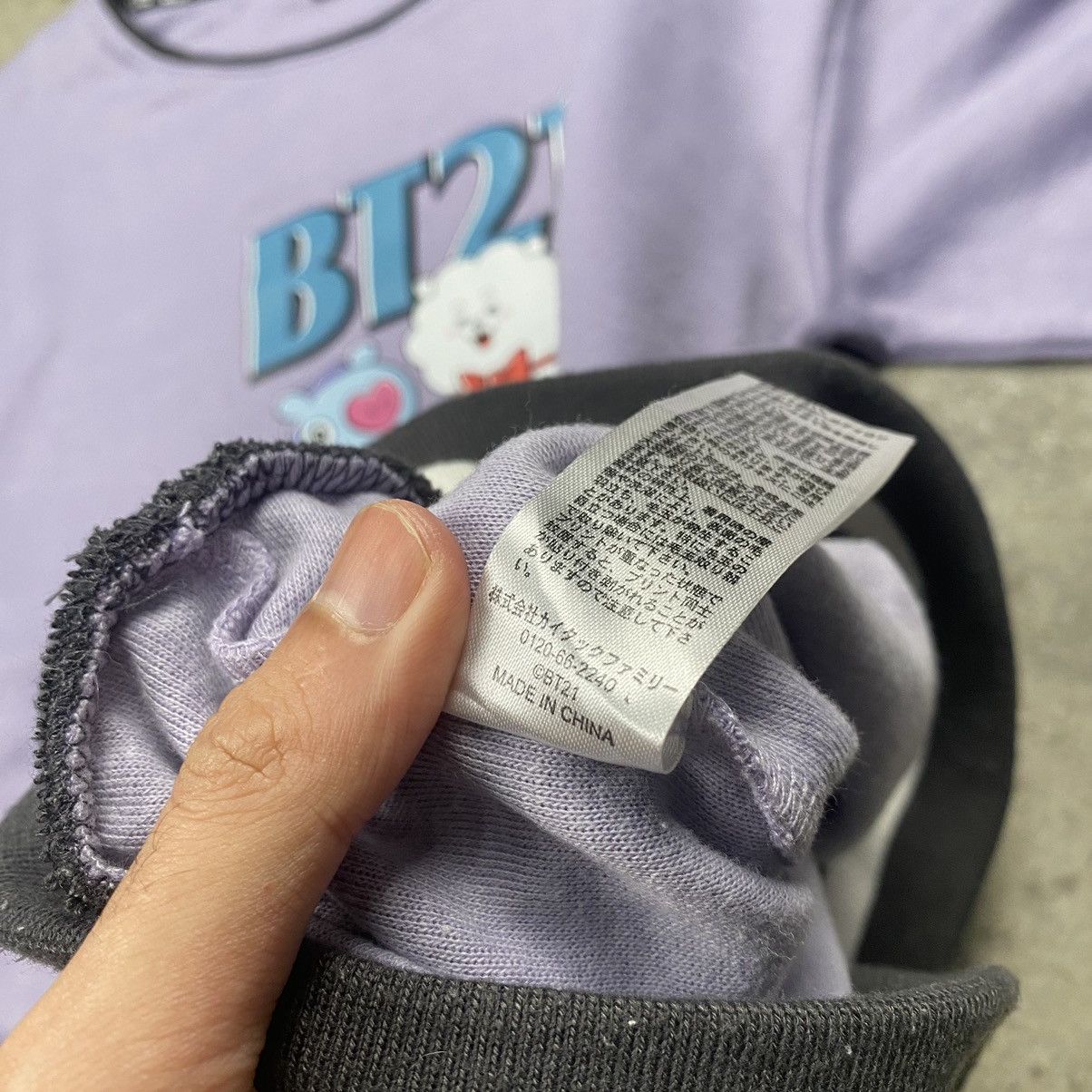 Japanese Brand BTS Kpop BT21 Sleepwear Sweatshirt Size L / US 10 / IT 46 - 7 Thumbnail
