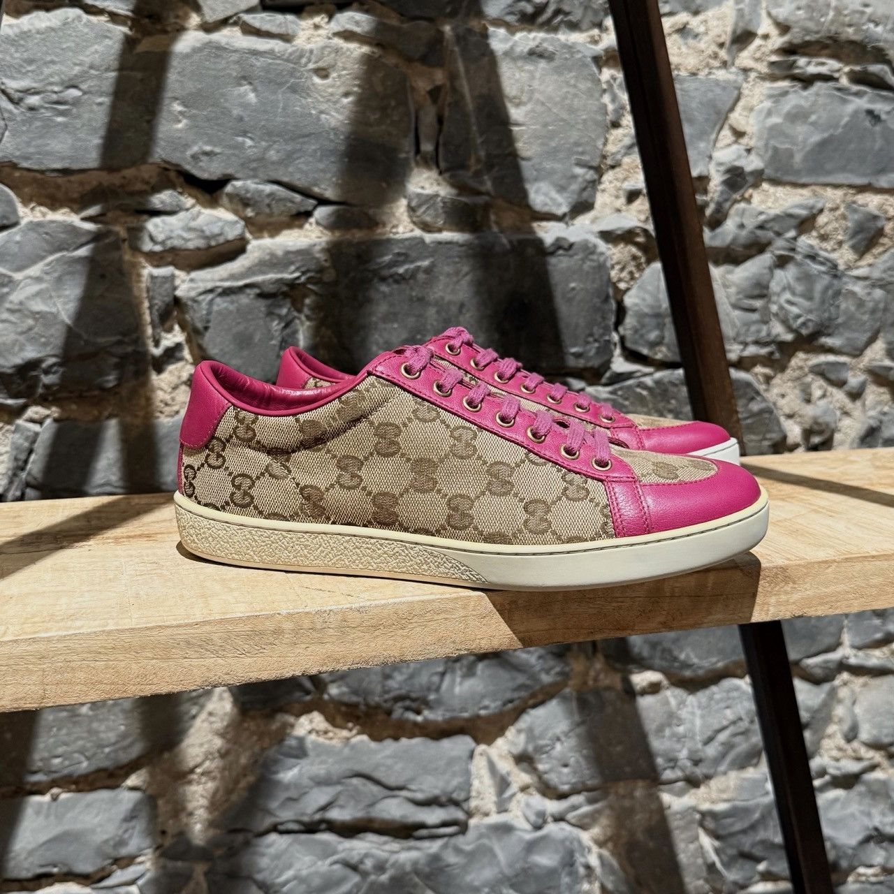 Gucci Beige GG Canvas Fuchsia Leather Brooklyn Sneakers
