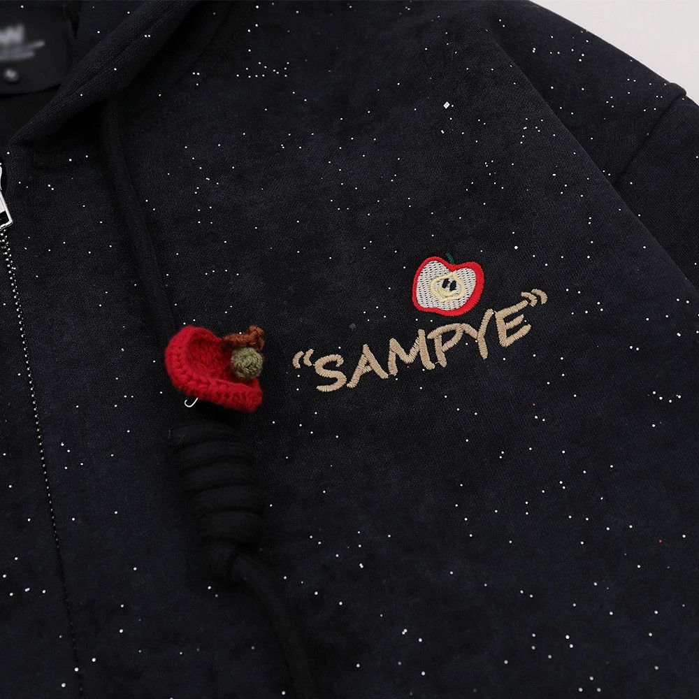 Vintage Men's Retro Creative Apple Embroidered Cardigan Sweatshirt Size US M / EU 48-50 / 2 - 4 Thumbnail