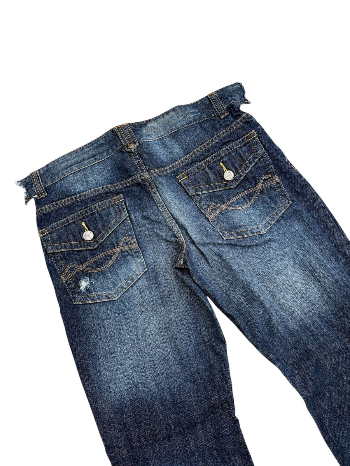 Mossimo MOSSIMO SUPPLY CO DISTRESSED DENIM JEANS WITH RIPPED DETAILS Size 34" / US 12 / IT 48 - 6 Thumbnail
