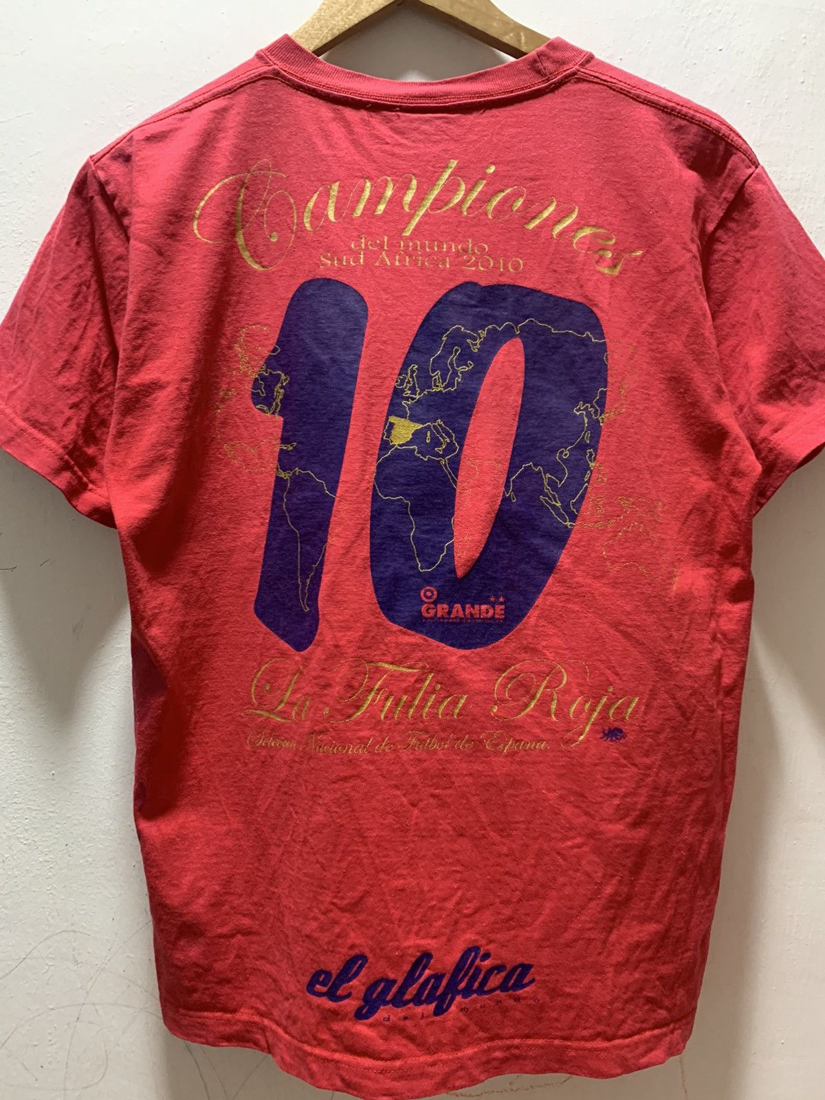 Other Spain Champion world cup 2010 Promo Tee M Size US M / EU 48-50 / 2 - 10 Thumbnail