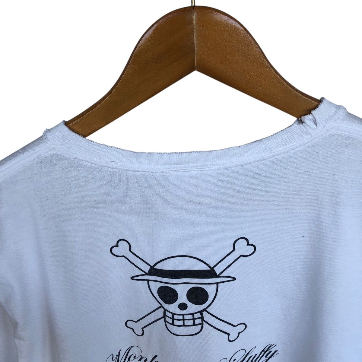One Piece Distressed ONE PIECE ovp tshirt Size US L / EU 52-54 / 3 - 5 Thumbnail