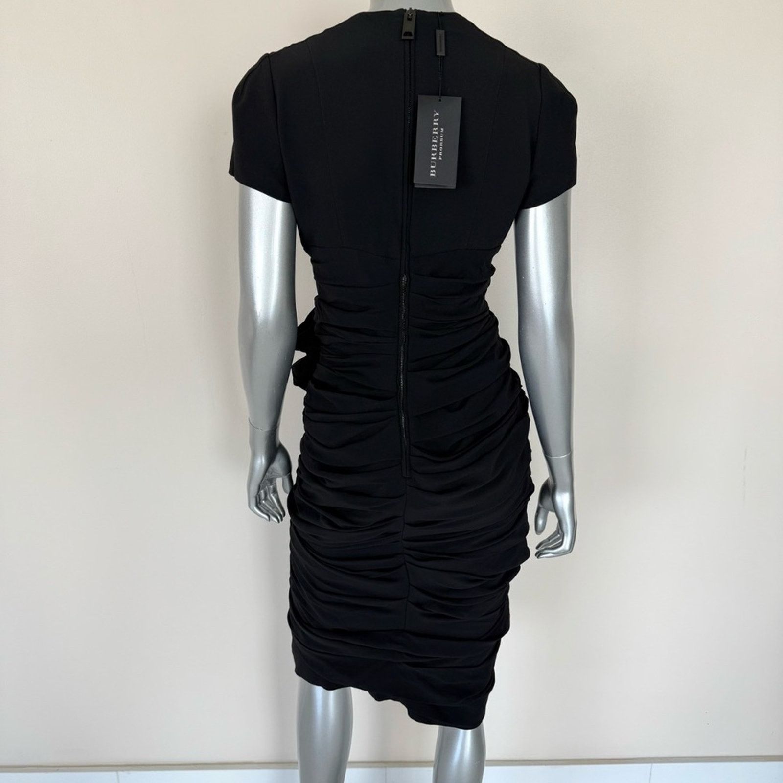 Burberry NWT!!! Burberry Prorsum women dress size 42 UK or 8 US 2995$ Size M / US 6-8 / IT 42-44 - 4 Thumbnail