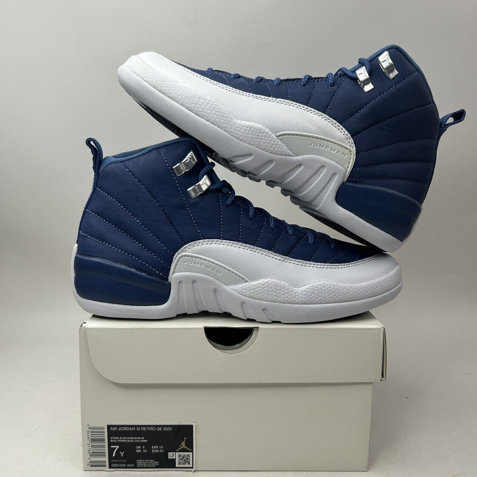 Jordan Brand Nike Air Jordan 12 Retro SE GS “Indigo/Legend Blue” 2023 Size US 8.5 / IT 38.5 - 1 Thumbnail